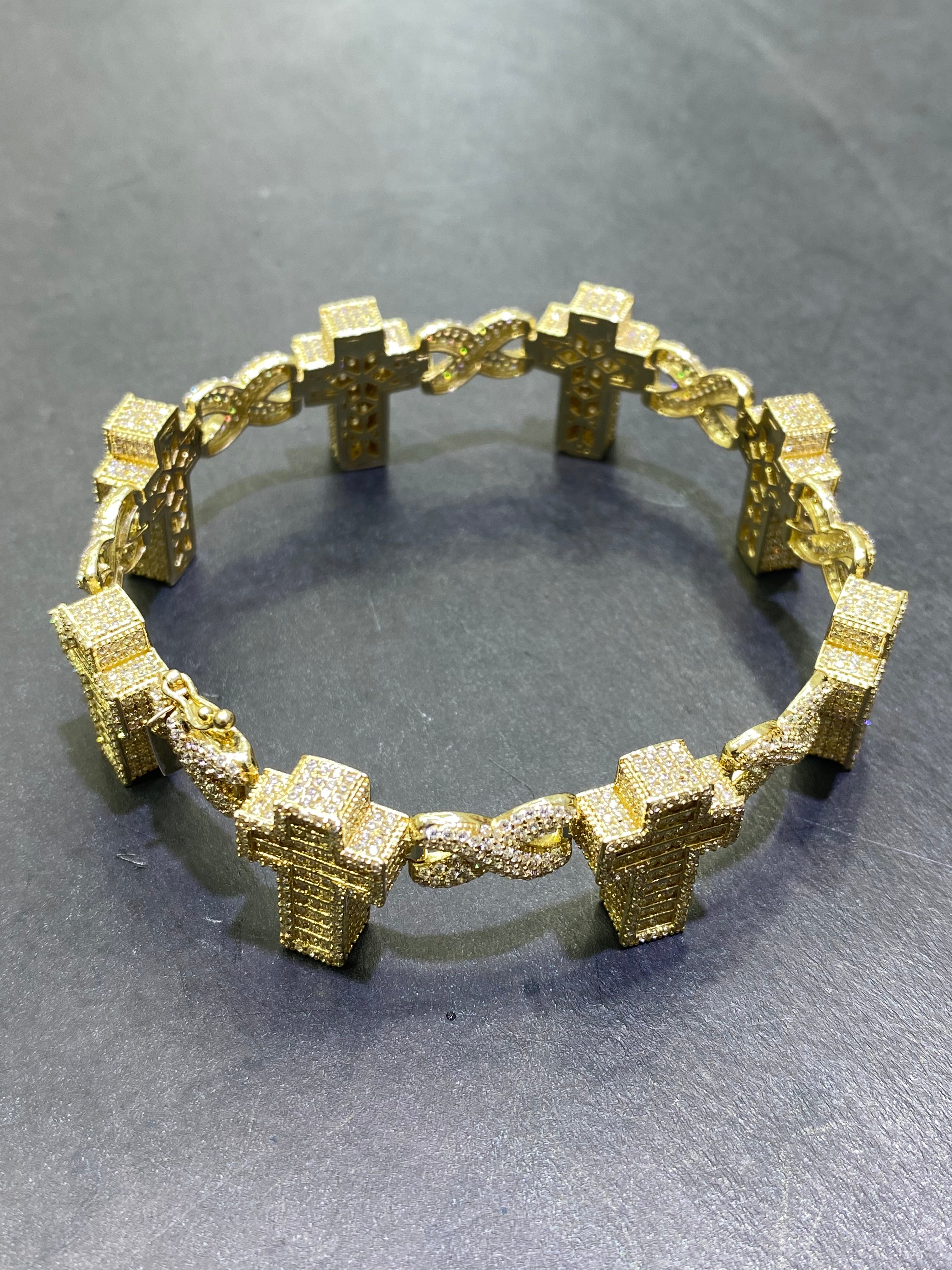 new 10k cross bracelet