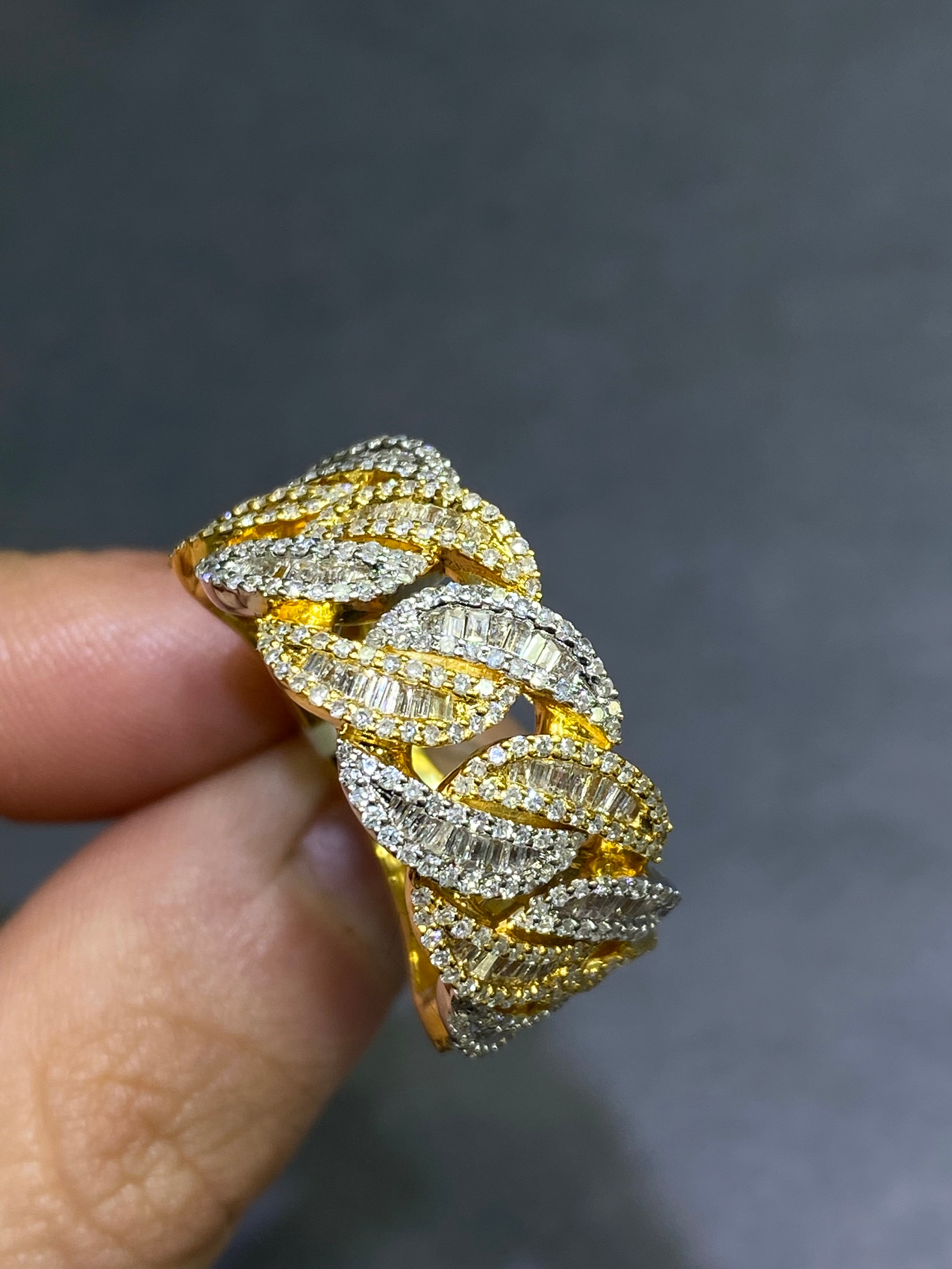 new 10 k “iced” diamond💎 miami cuban link ring 1.7cts vs1
