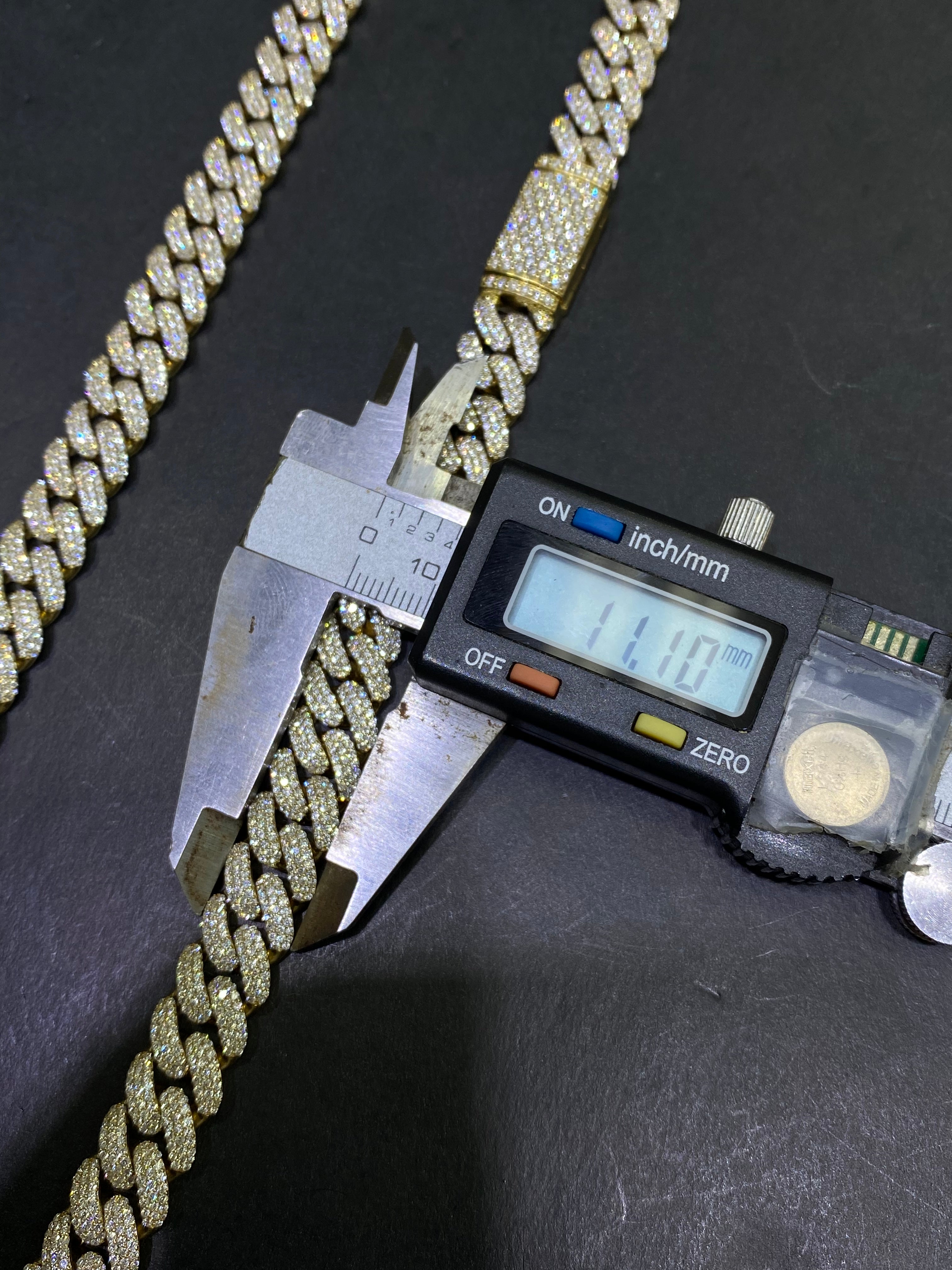 new โiced bustdown โ miami cuban link vs1 natural diamond ๐ 30cts.t.w.