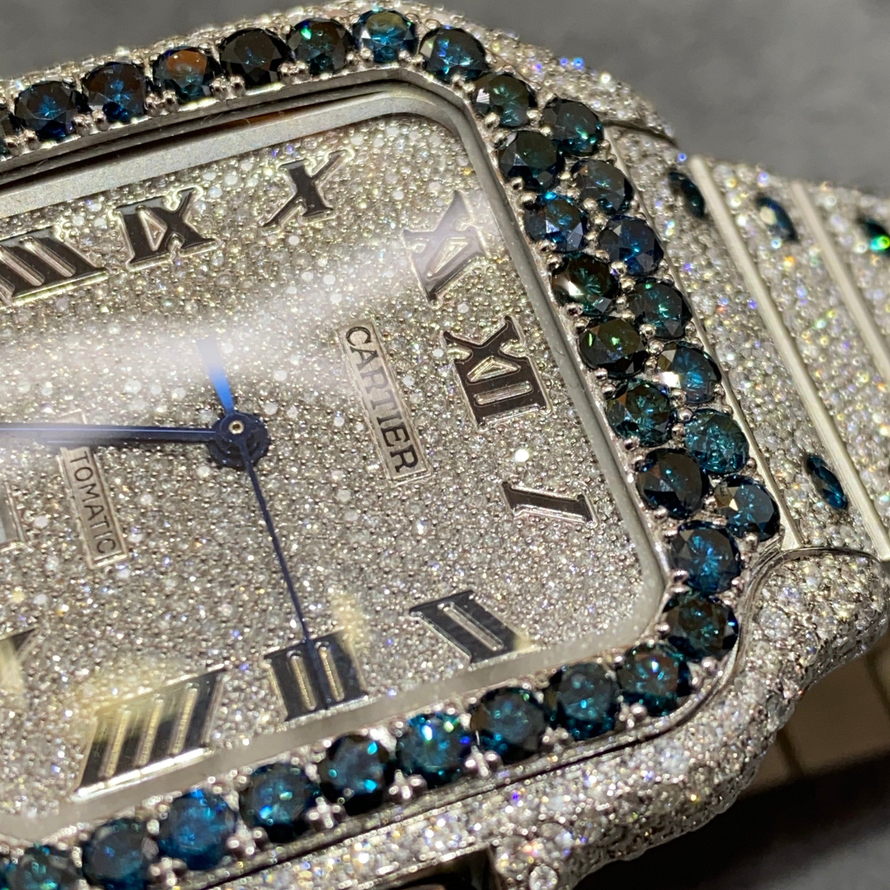 Sapphire Iced Out Cartier Watch "Bust Down" Cartier Watch VS1 18 cts natural diamonds💎.