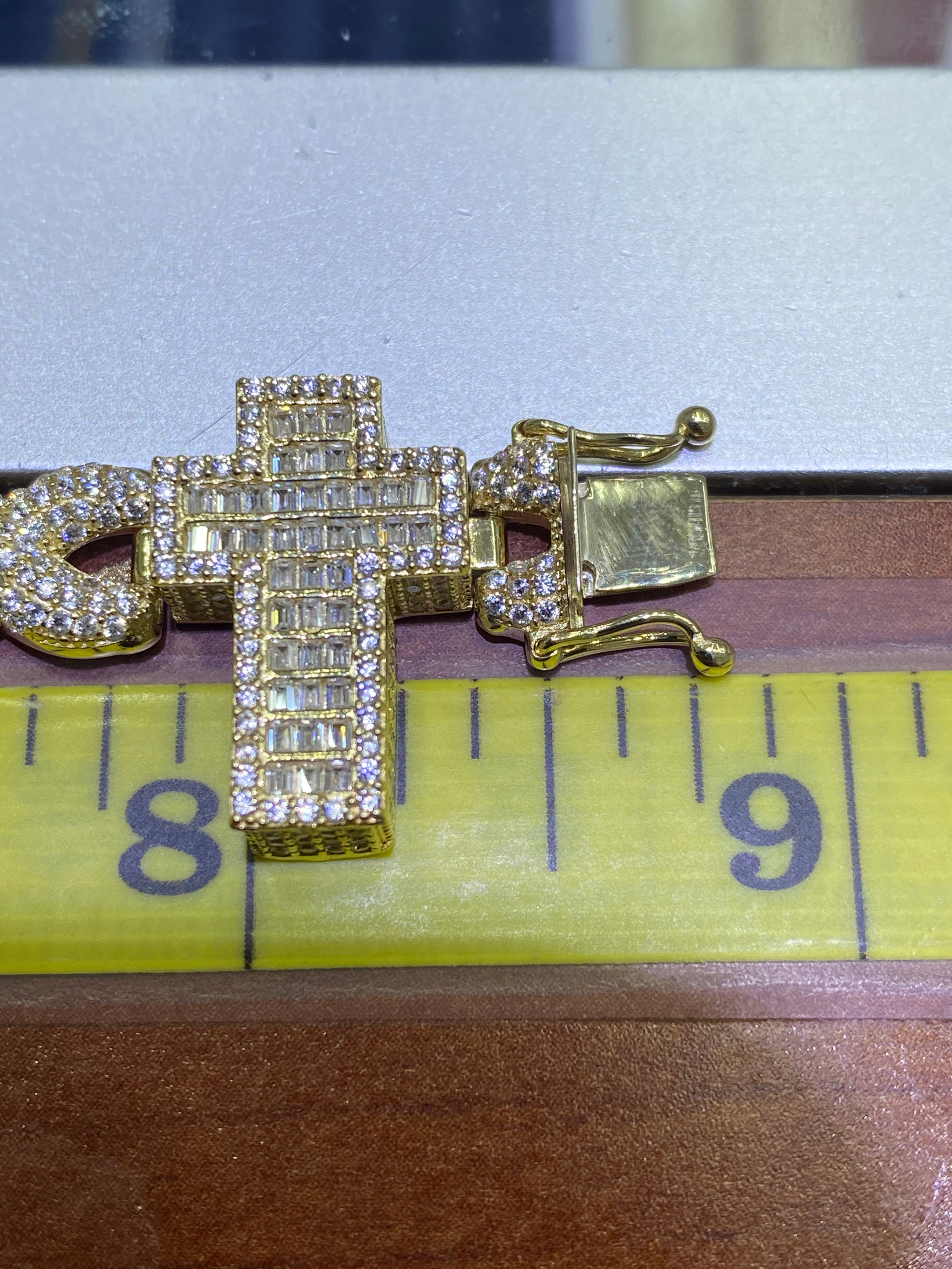 new 10k cross bracelet