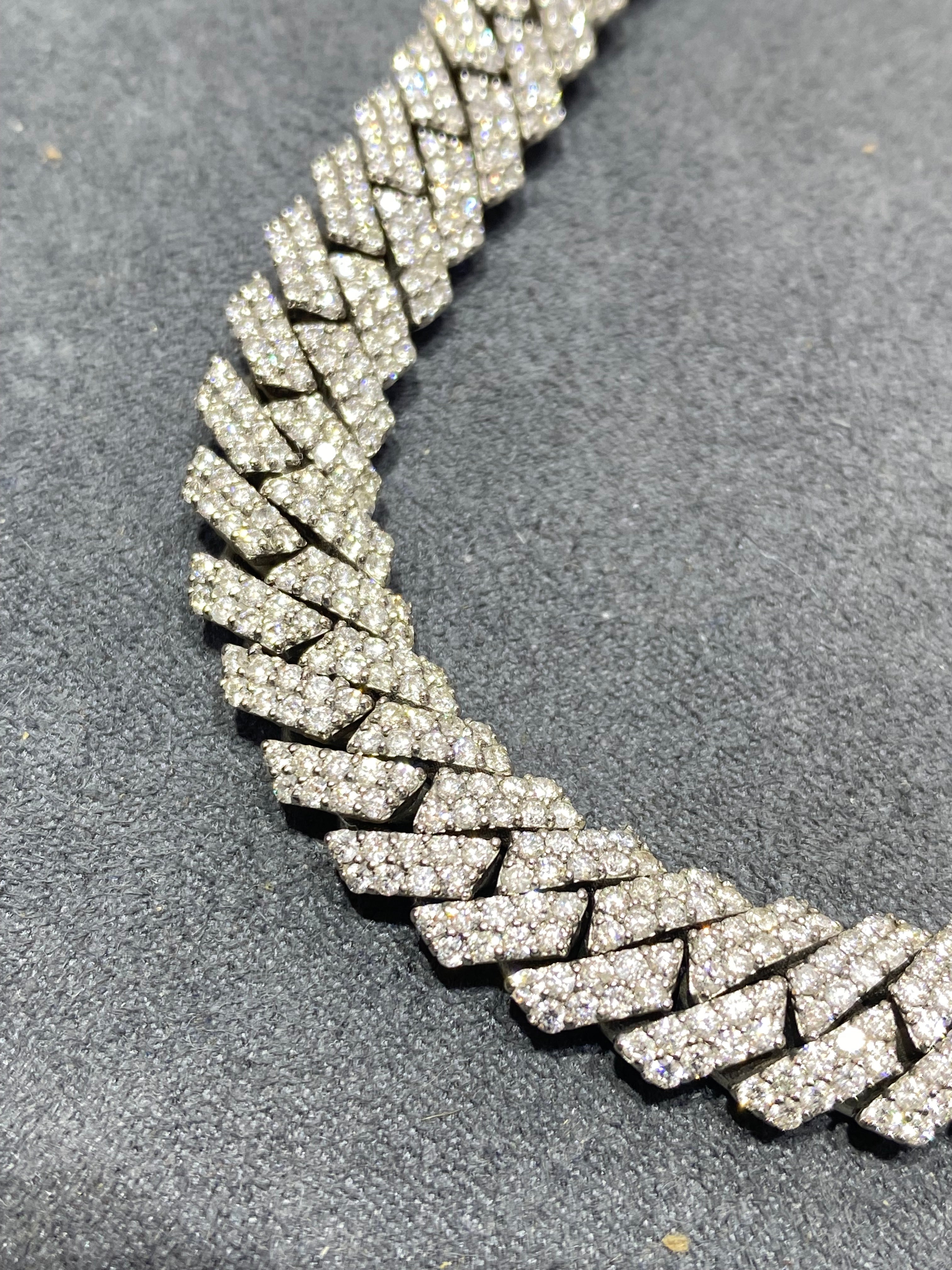 New ICED 14k WHITE GOLD MIAMI CUBAN NECKLACE Vs1 24.cts.t.w. NATURAL DIAMONDS