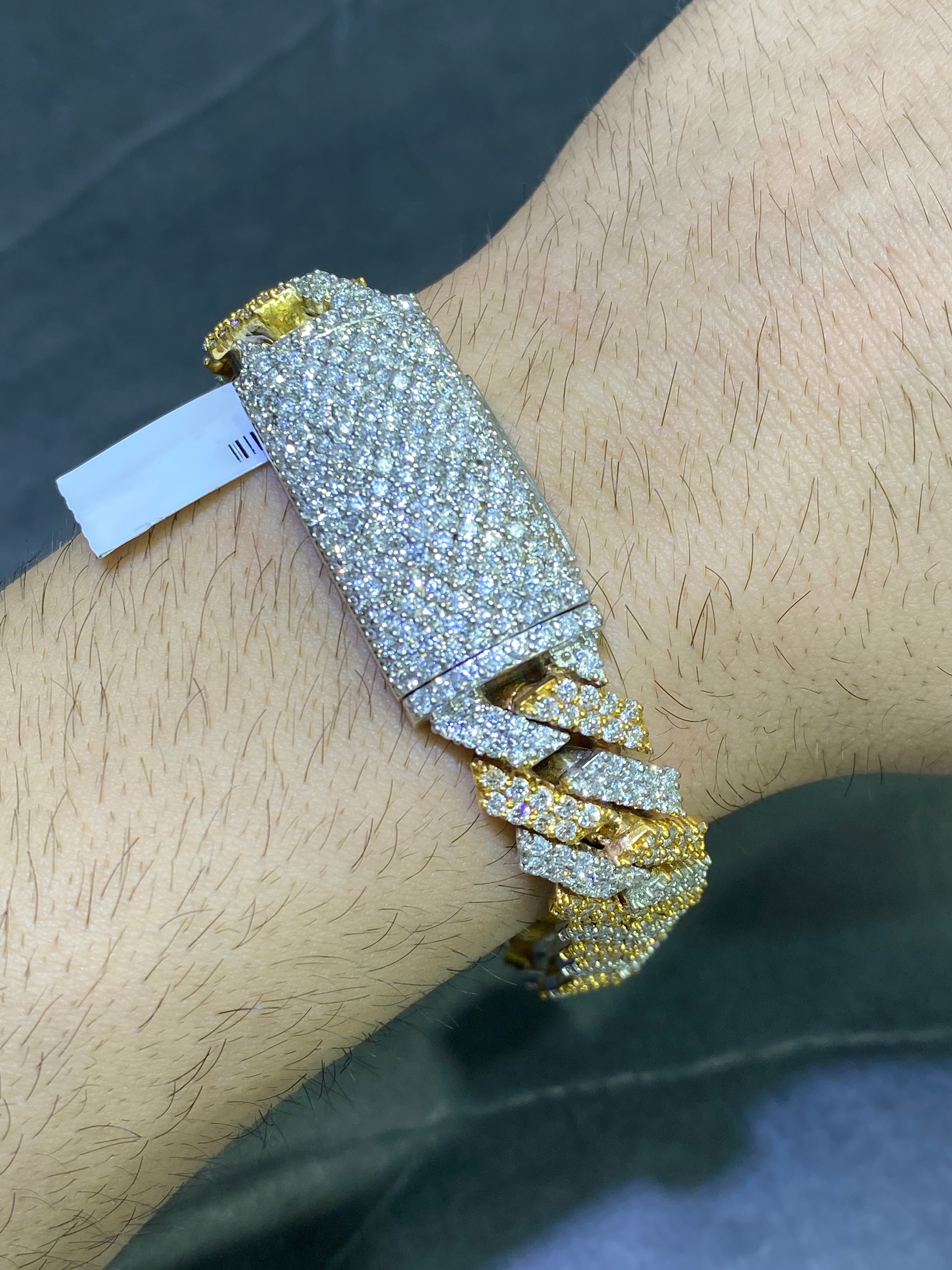iced out bracelet vvs