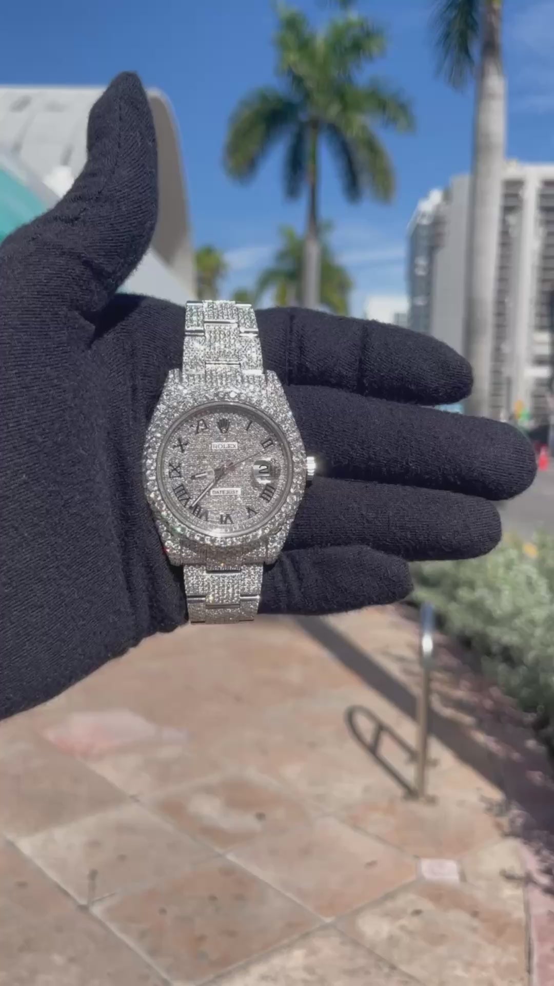 41mm AVALANCHE ROLEX BUSTDOWN SUPER ICED WITH BAGUETTE VVS1 Diamonds watch