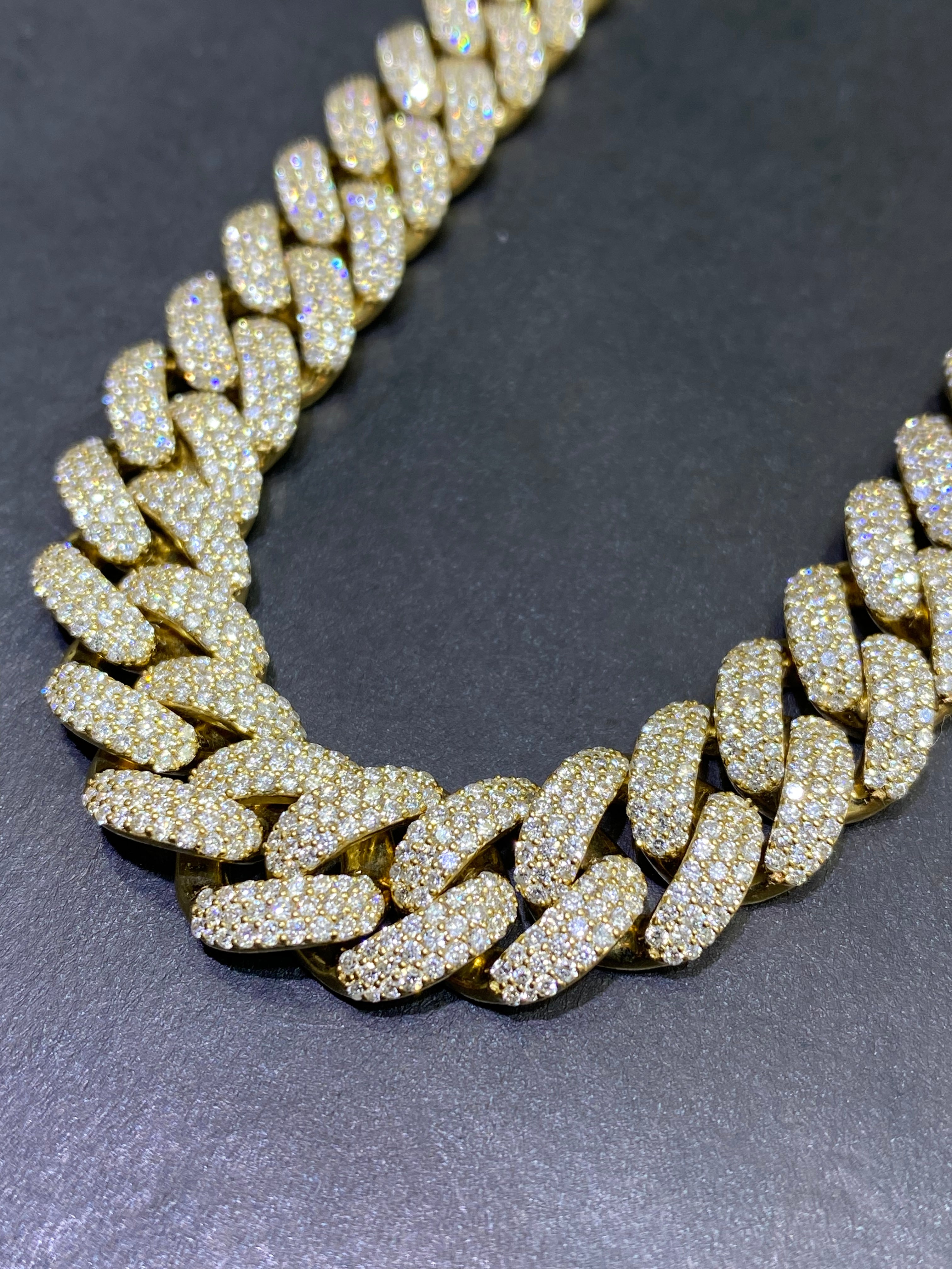 new โiced bustdown โ miami cuban link vs1 natural diamond ๐ 30cts.t.w.