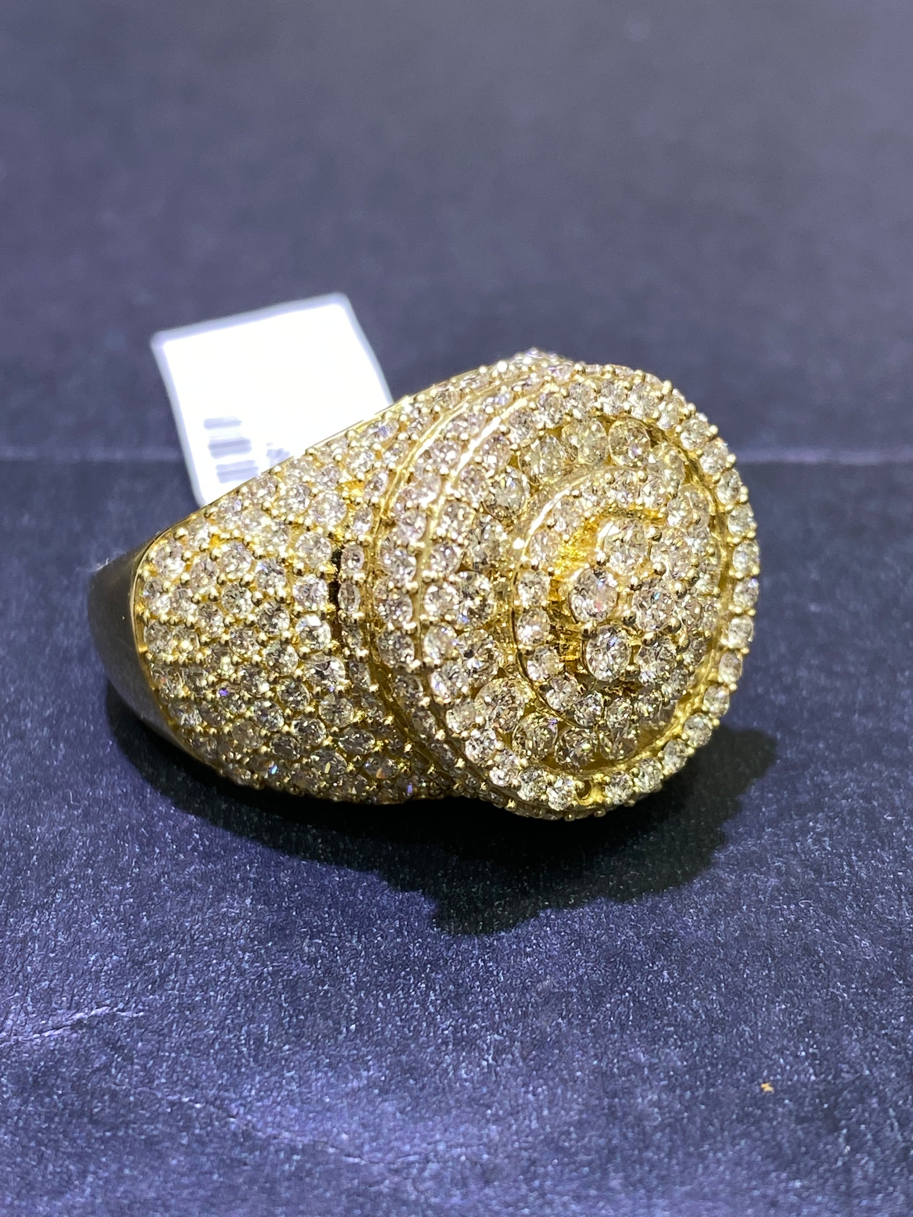 14k VVS DESIGNED RING