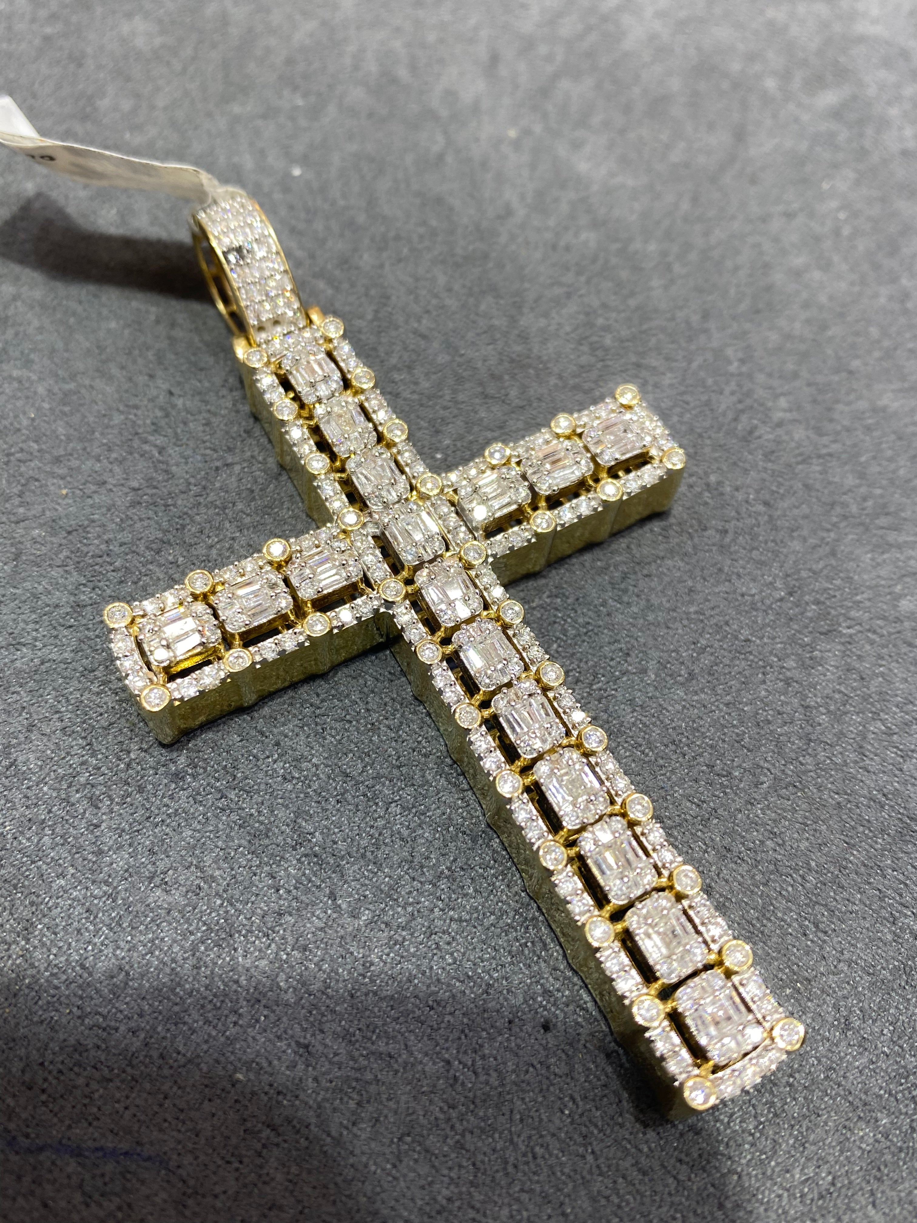 New large baguette cross pendant with vs1 natural diamonds and 14k gold