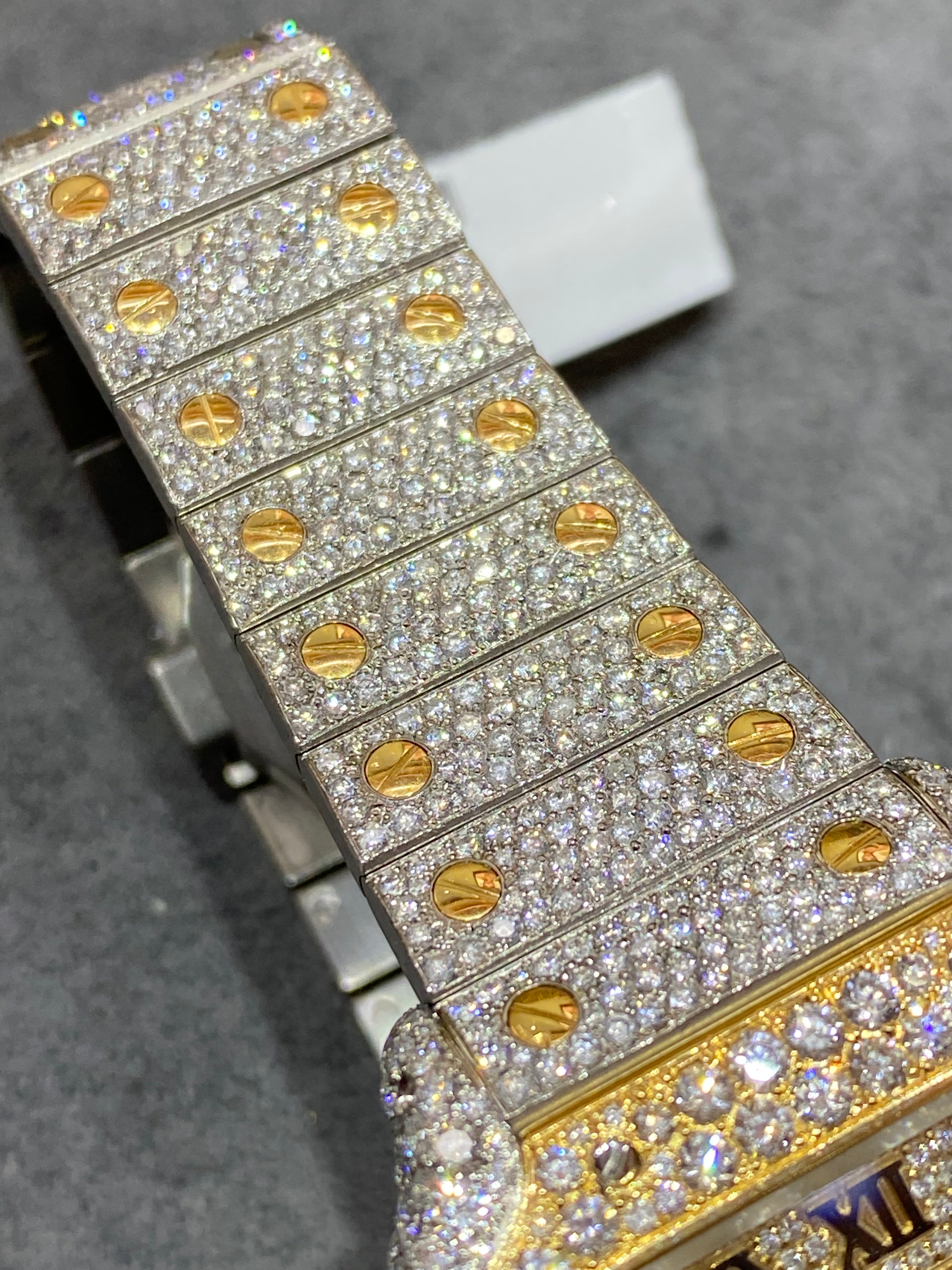 41mm cartier santos xl “iced bustdown “ 2-tone 18k screws 22cts.t.w. natural diamonds 💎