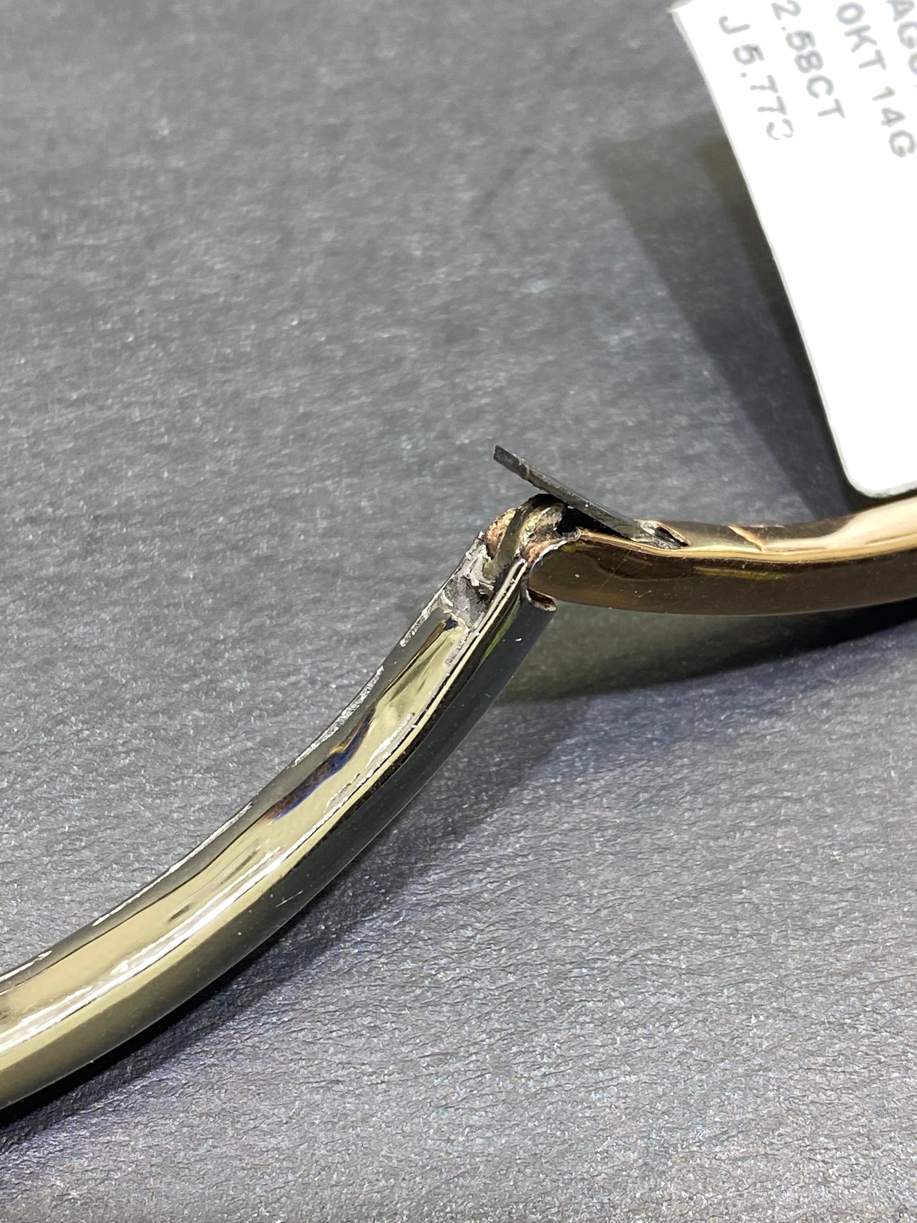 new baguette bangle/bracelet vs1 rose and yellow gold available with white gold