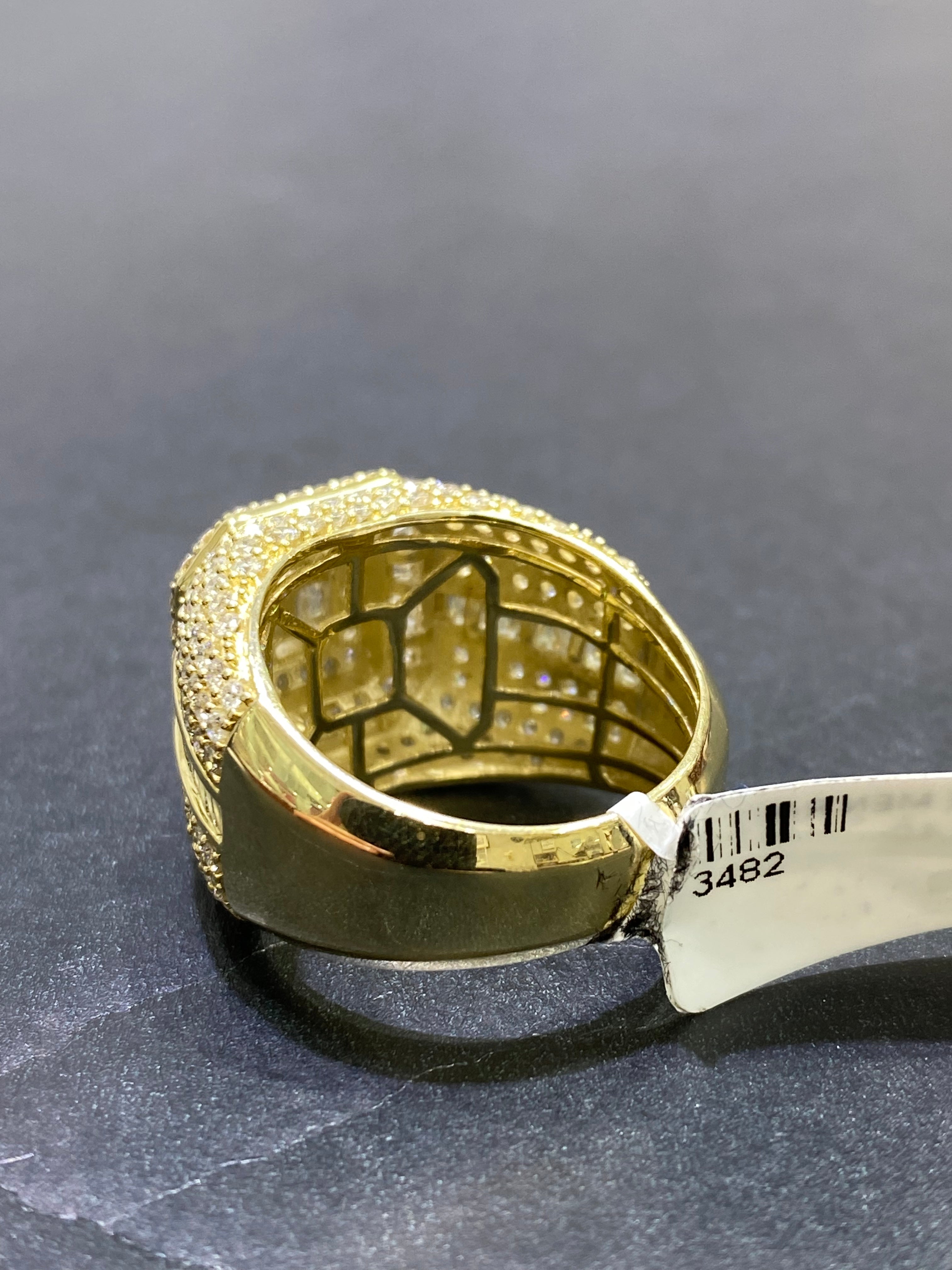 14k DIAMOND BAGUETTE RING