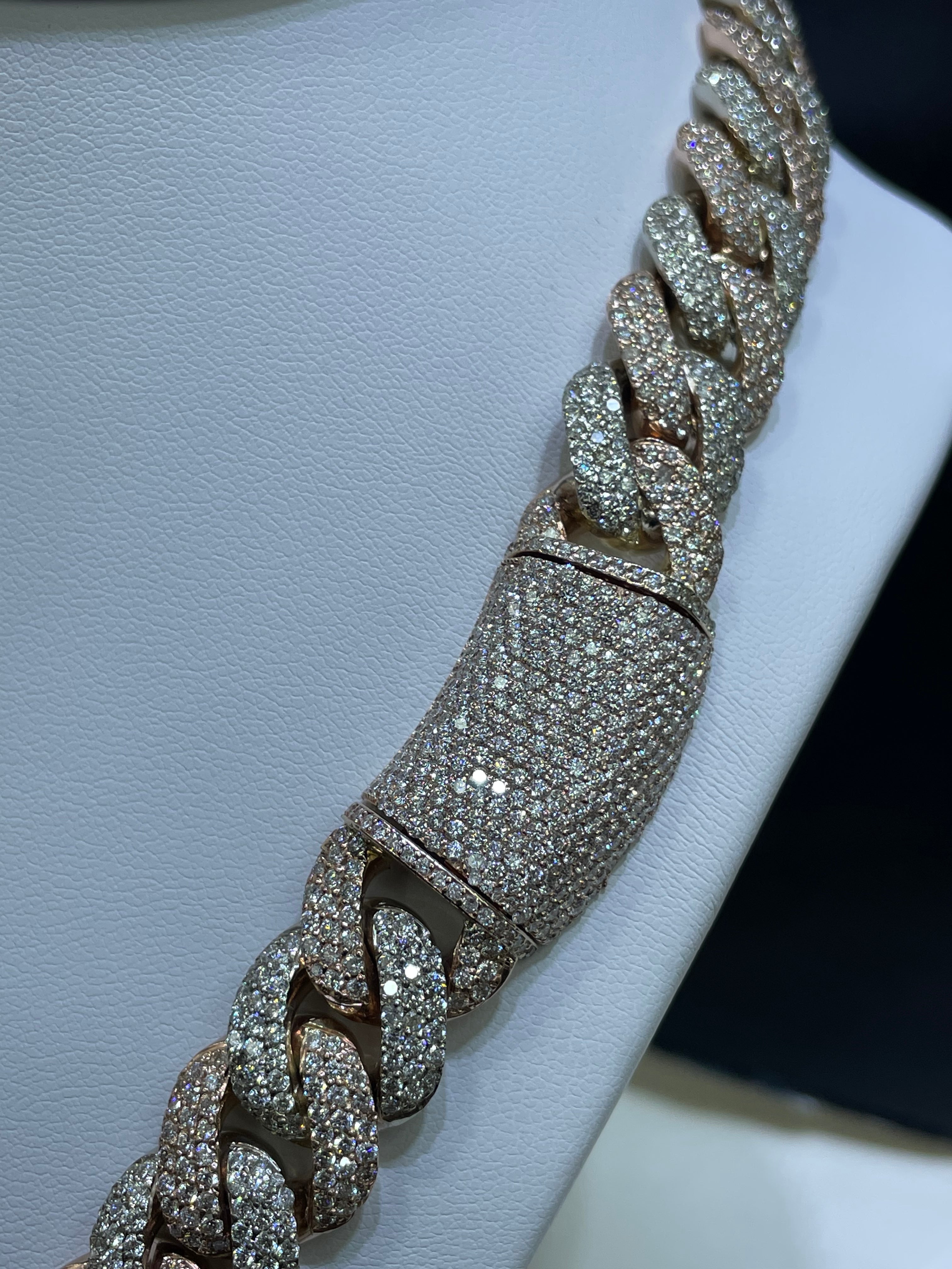 14k "Iced Out Miami Cuban Link" Necklace VVS1 44 CTs t.w. Rose/White ”iced diamond “ 273 grams 14k Gold. 16mm