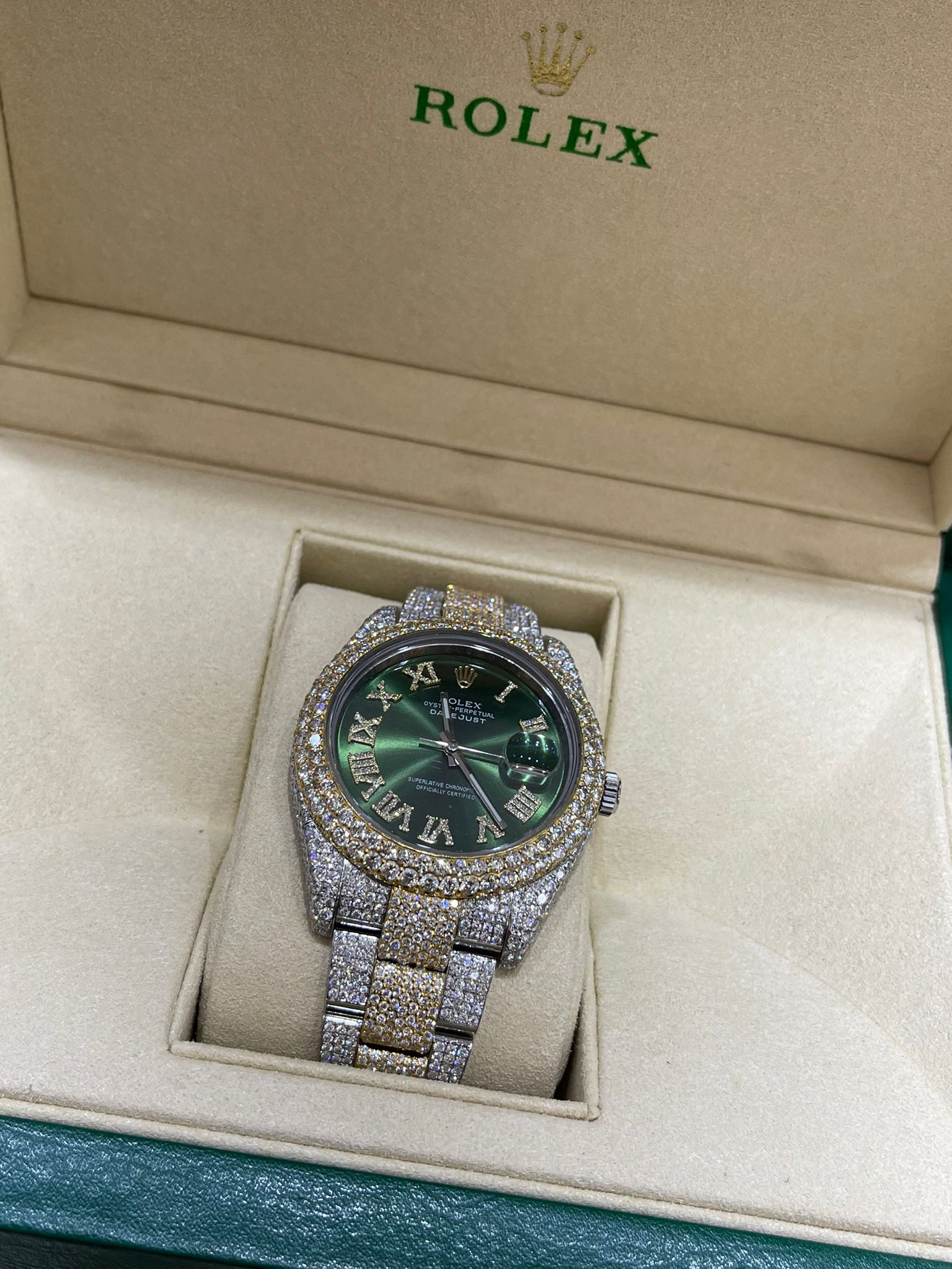 41mm rolex 2019 #126300 2x bezel 2-tone 18k 29cts.t.w vs-1