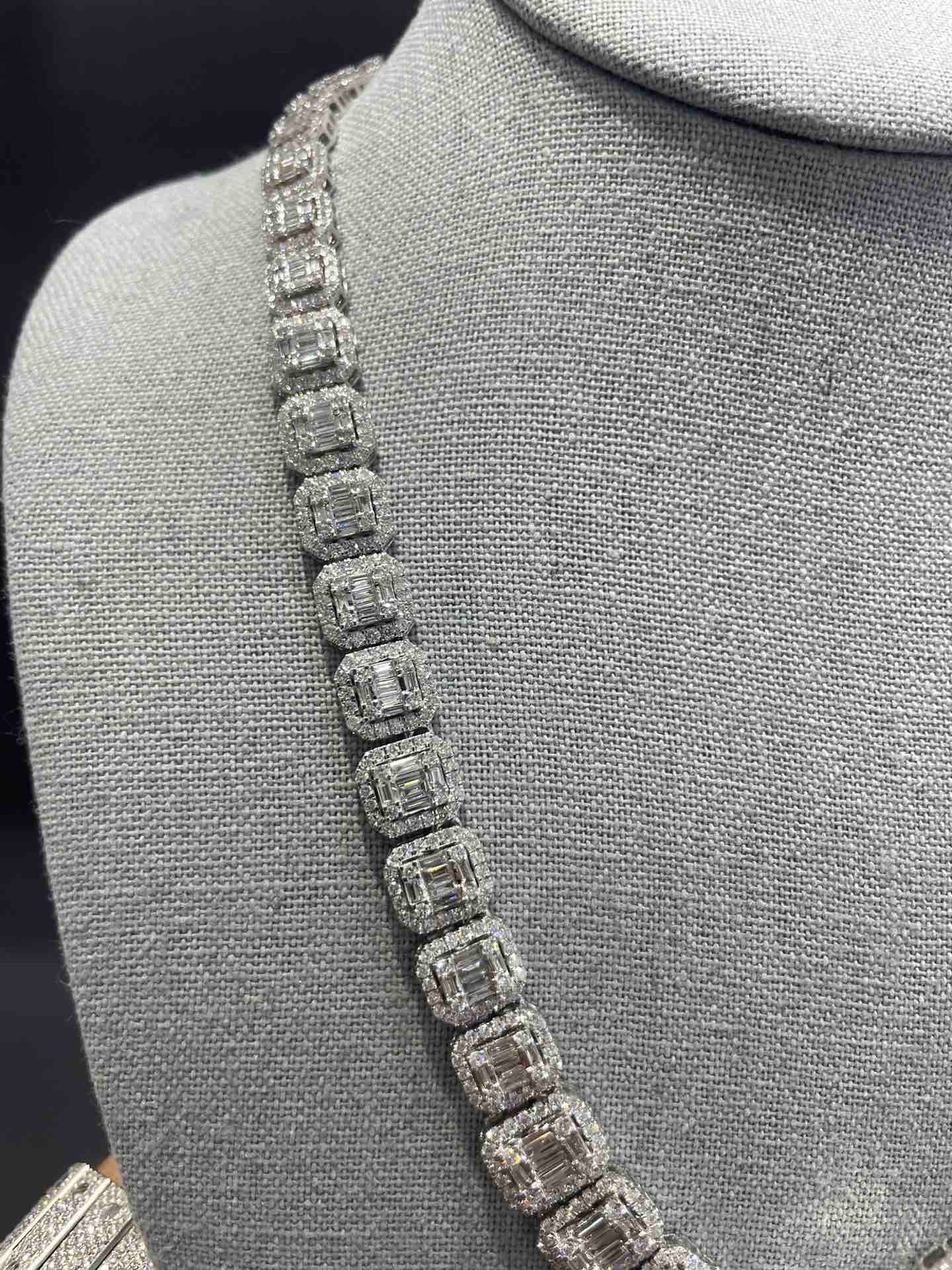 Bust Down Baguette Chain VVS