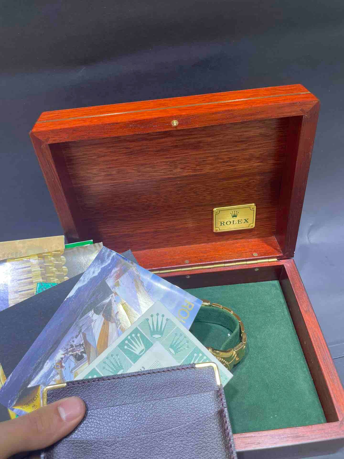 Rolex Yacht Master 2007 MINT Watch Box