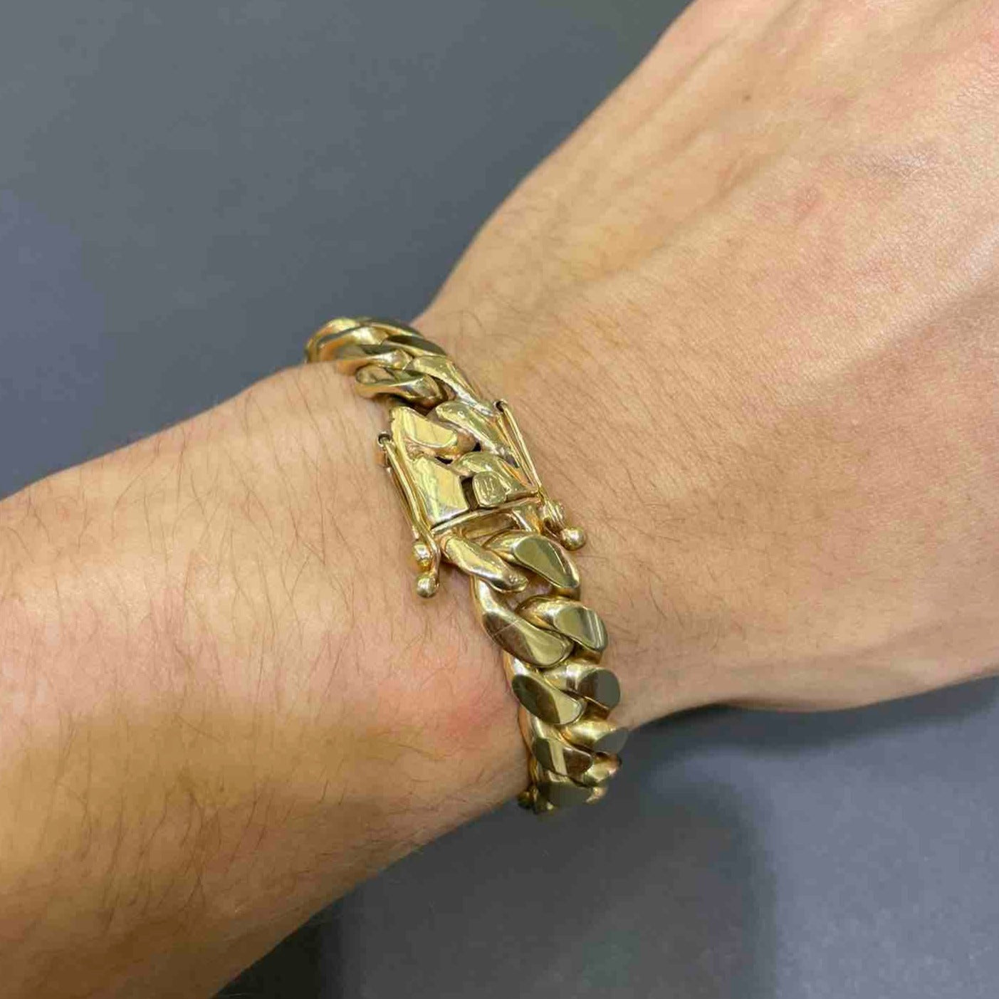CUBAN LINK BRACELET