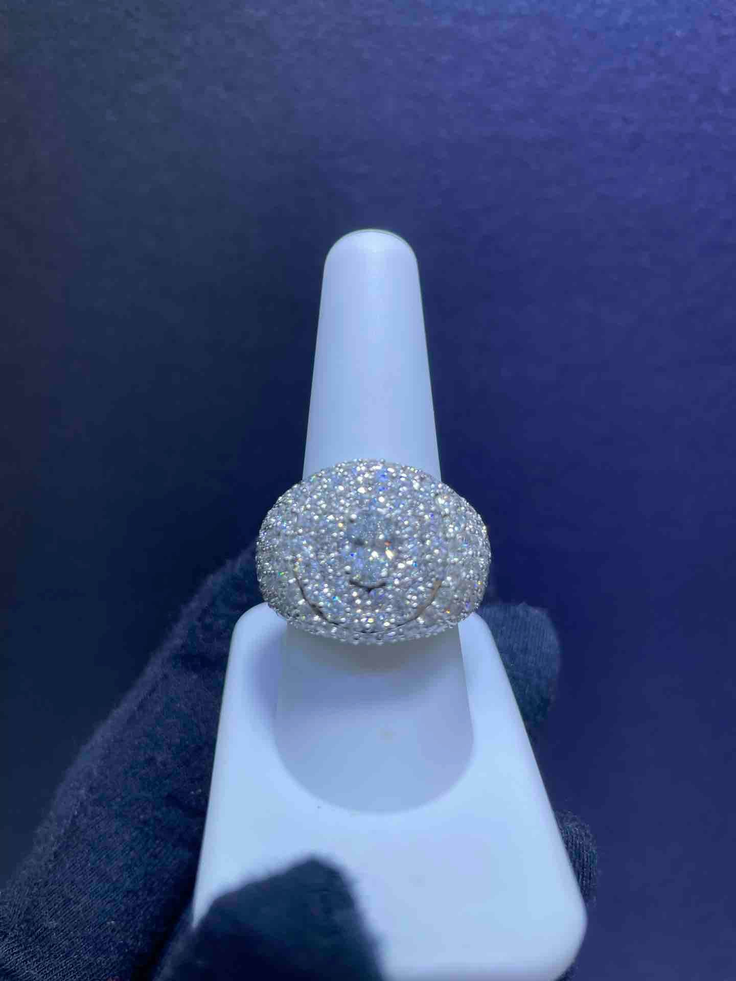 ICED OUT VVS RING FULLY