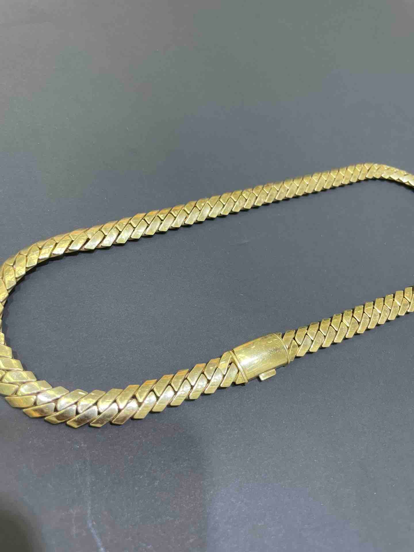 Miami Cuban link Prong set 11mm