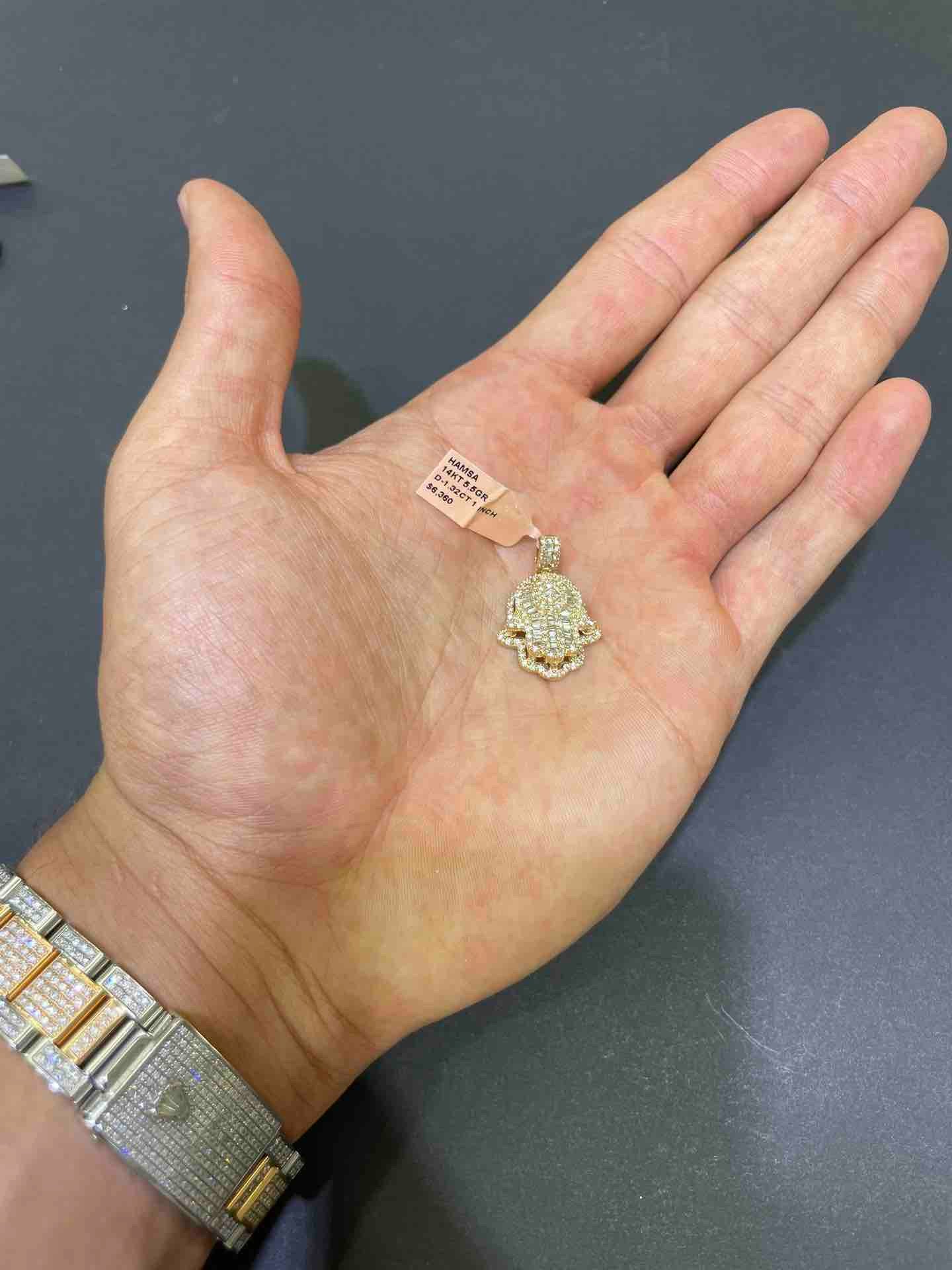 Iced Hamsa Vs1 natural diamonds