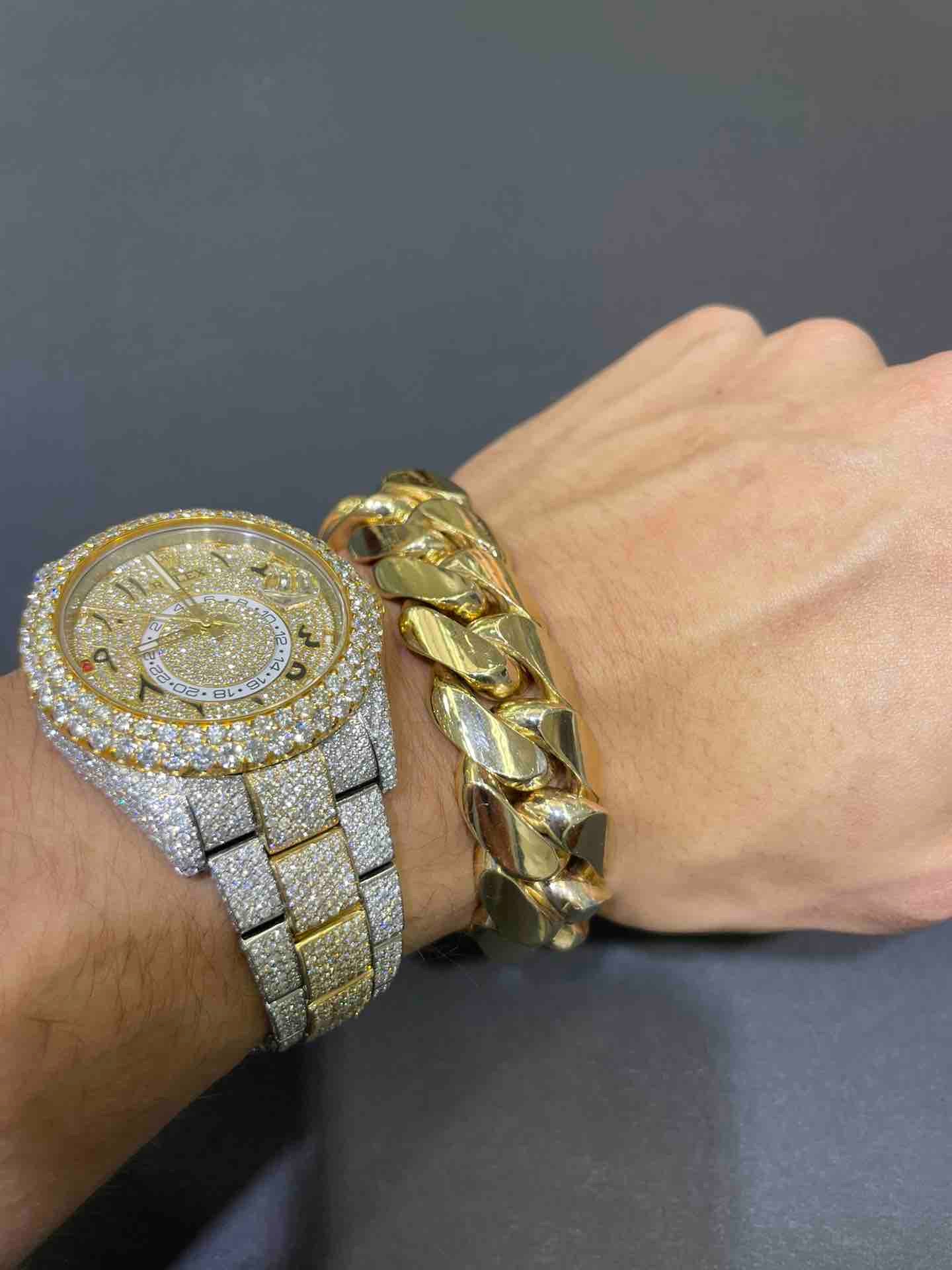 10K CUBAN LINK BRACELET