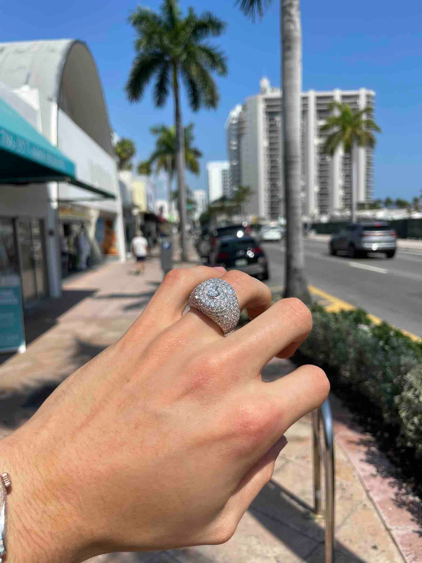 8 cts t.w.Natural Diamonds ICED OUT