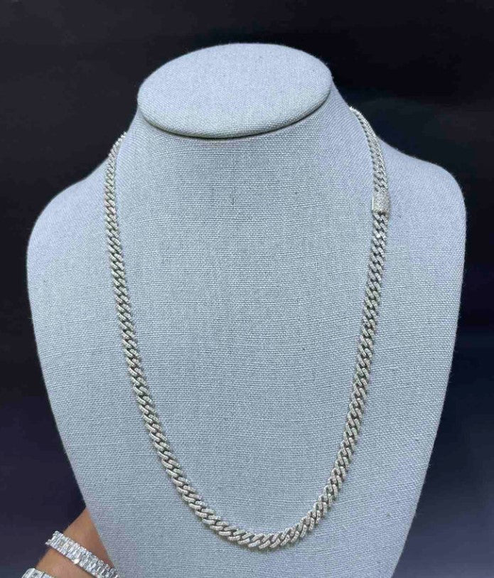 A Dazzling Choice: Why You Need 10k Iced Out Cuban Link White Gold