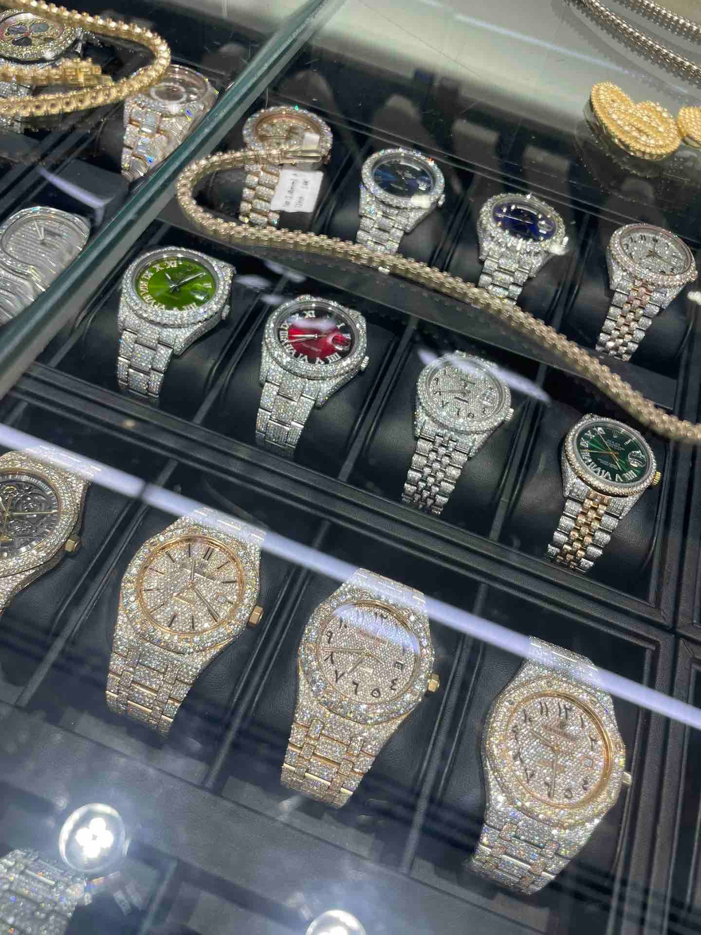 The Ultimate Guide to Gold Rolex Presidential Watches at RDP Miami Beach