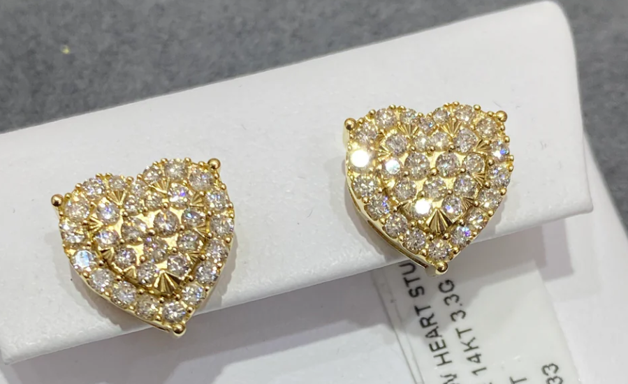 Radiate Sophistication with 14K Yellow Gold Heart Earrings – 1.2cts VS1 Natural Diamonds