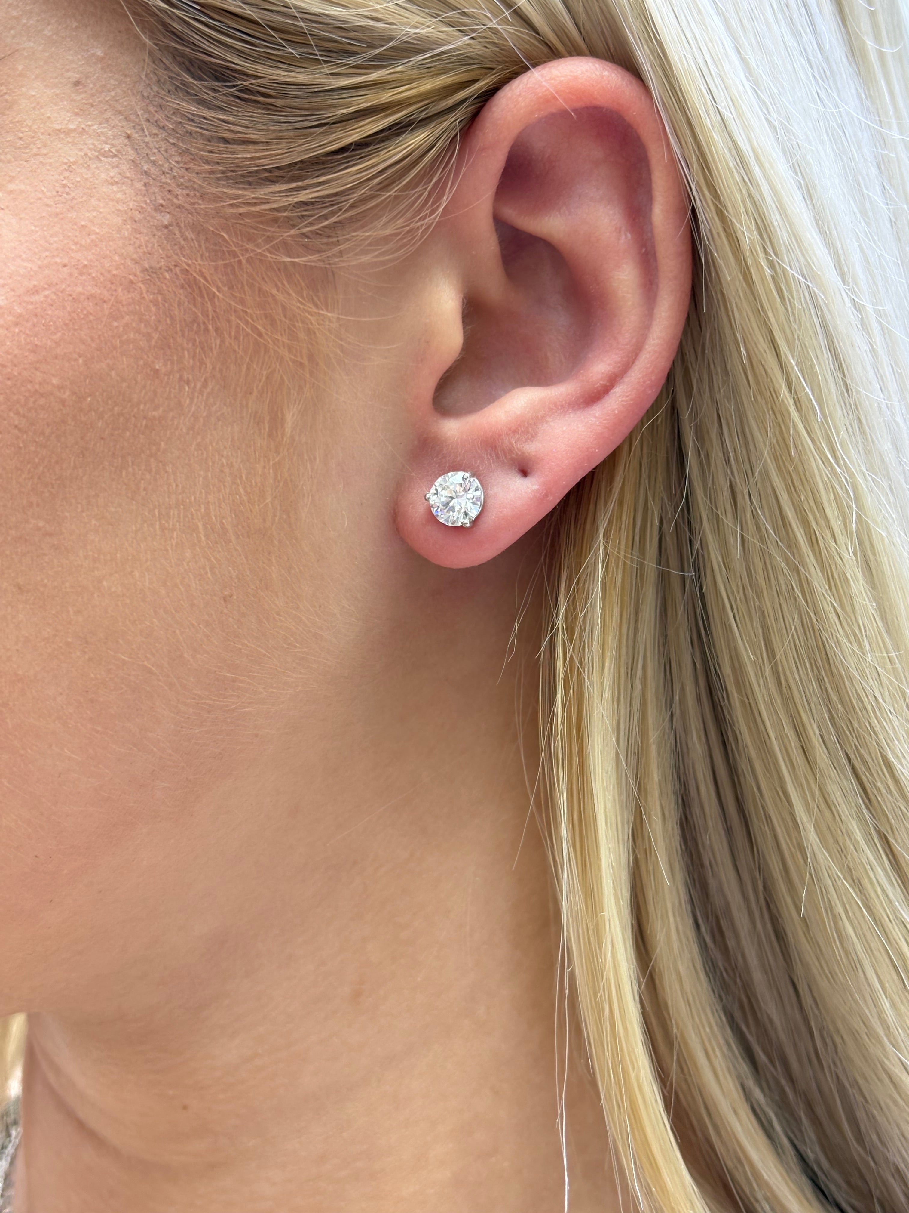 14k Round IGI Certified Diamond Earrings VS1+ | MULTIPLE SIZES