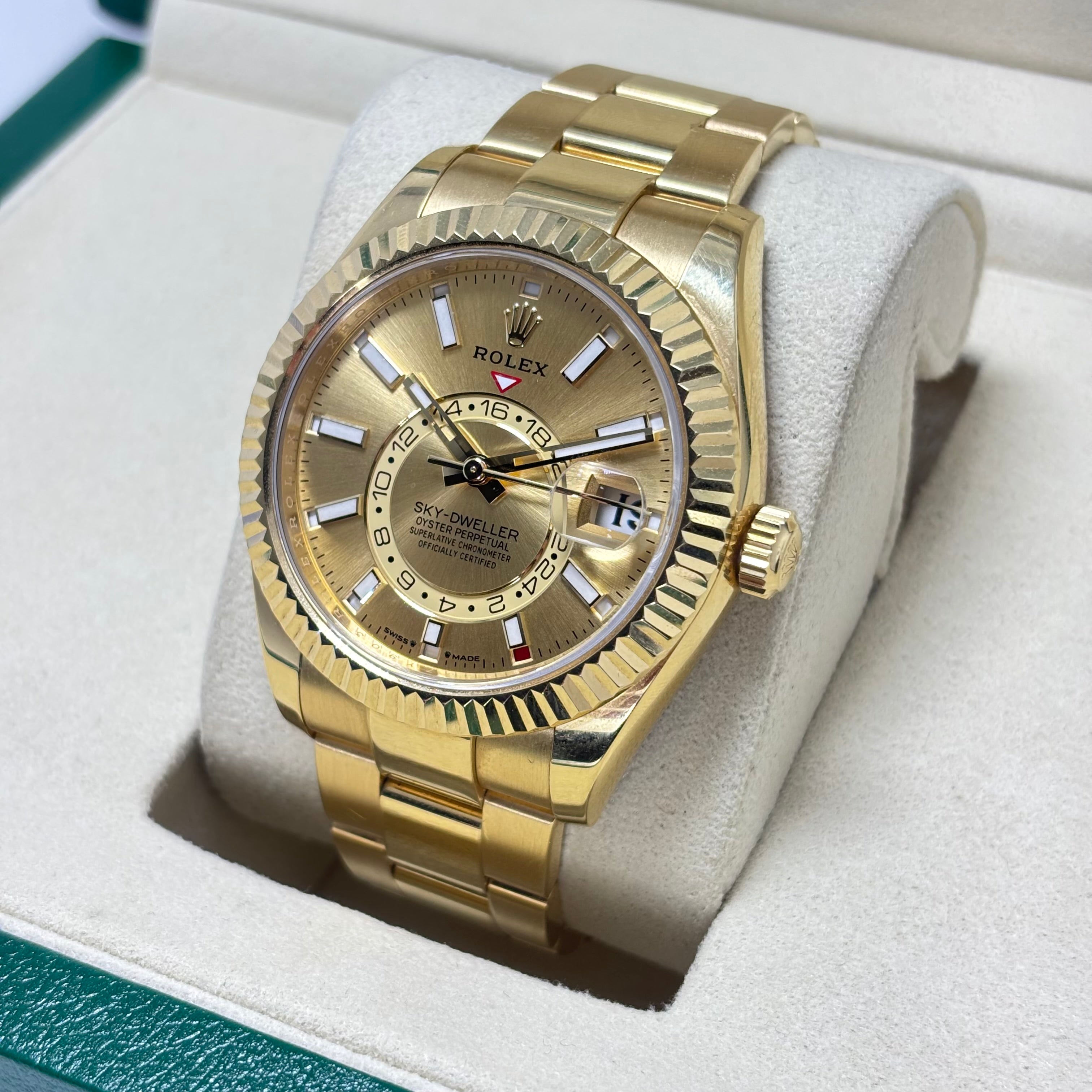 42MM ROLEX SKY-DWELLER 18KT GOLD OYSTER BRACELET
