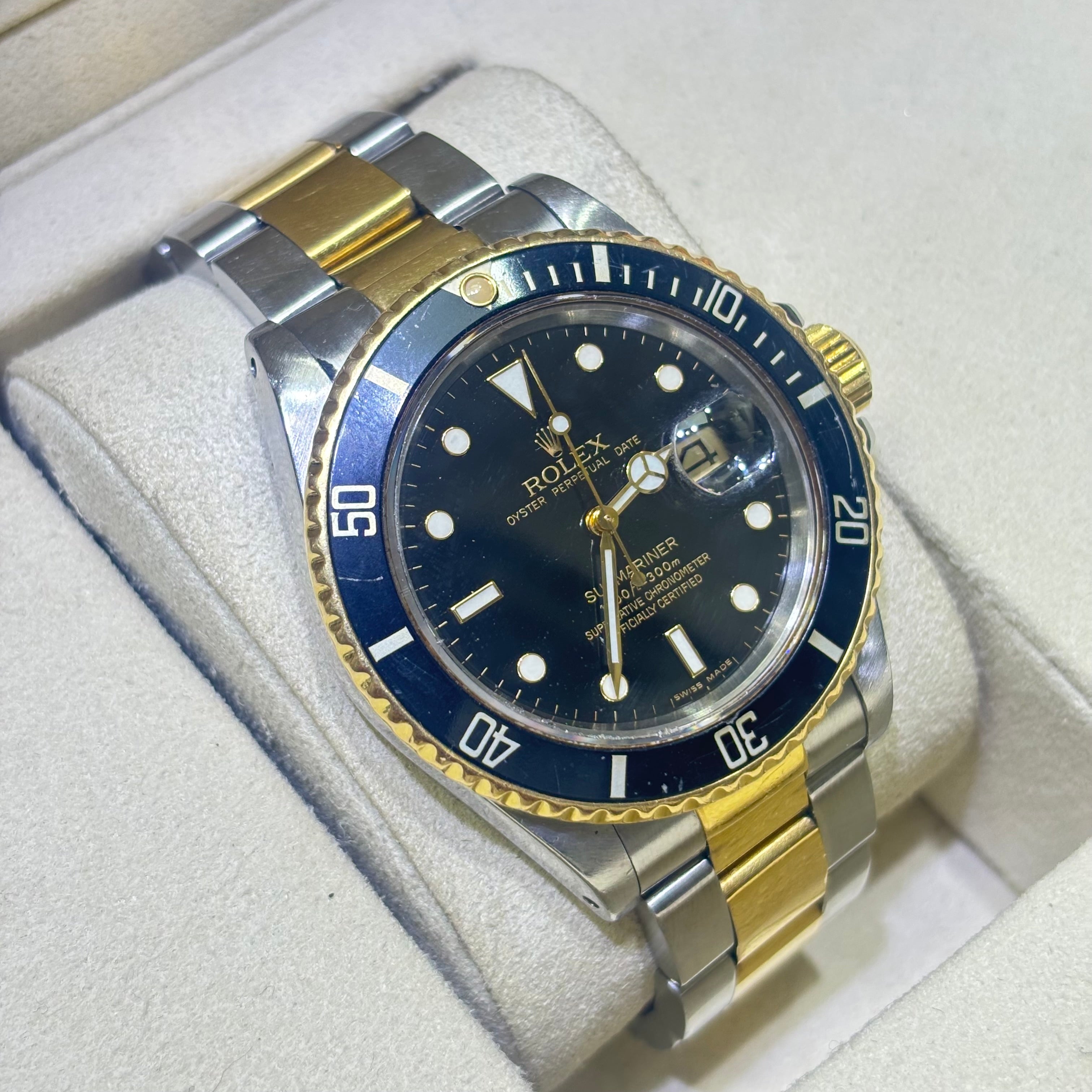 Pre-Owned 40MM Rolex Submariner 16613LN
