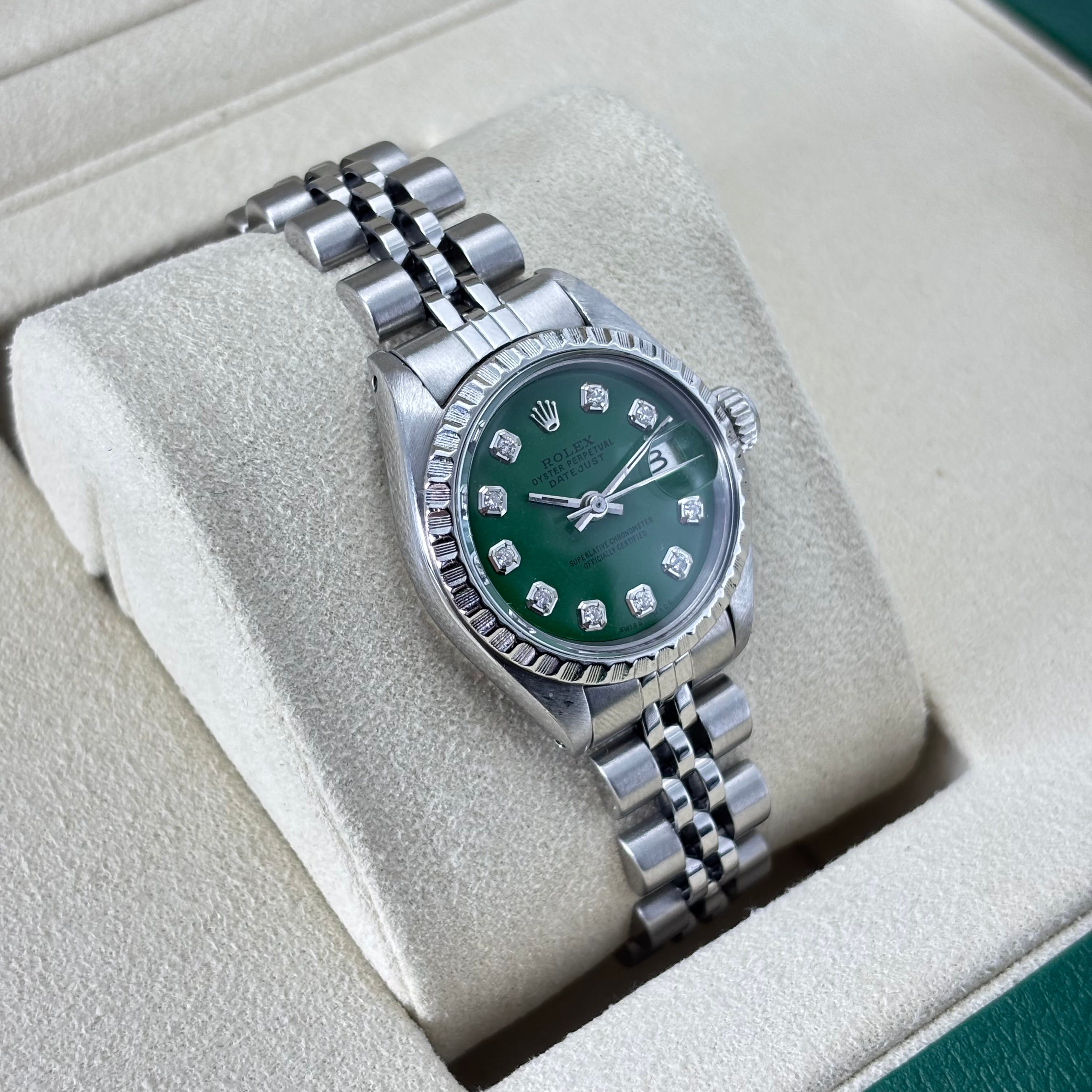 PRE-OWNED 26MM DATEJUST STAINLESS STEEL JUBILEE