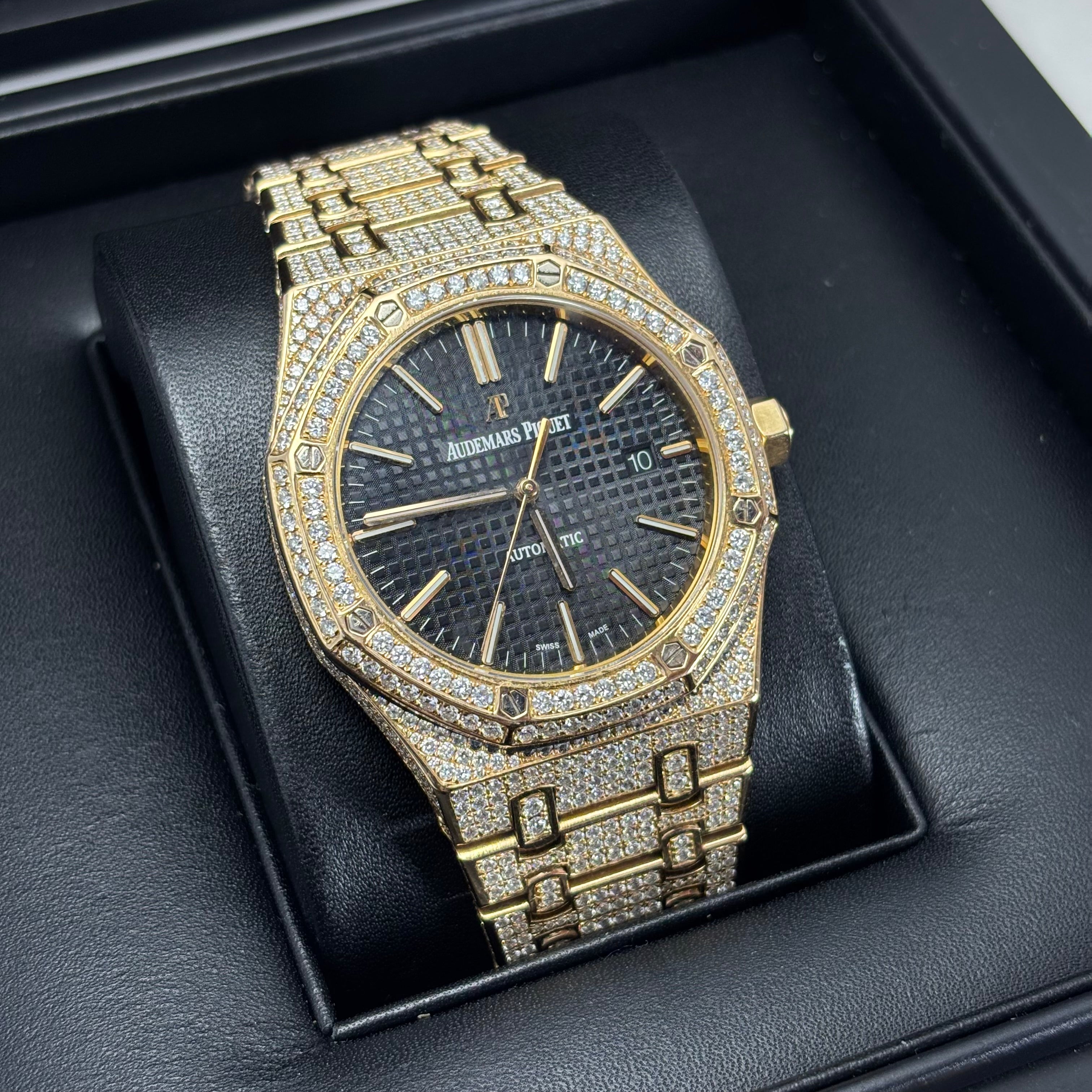 44MM Audemars Piguet Royal Oak 30CTW Natural Diamond Bustdown