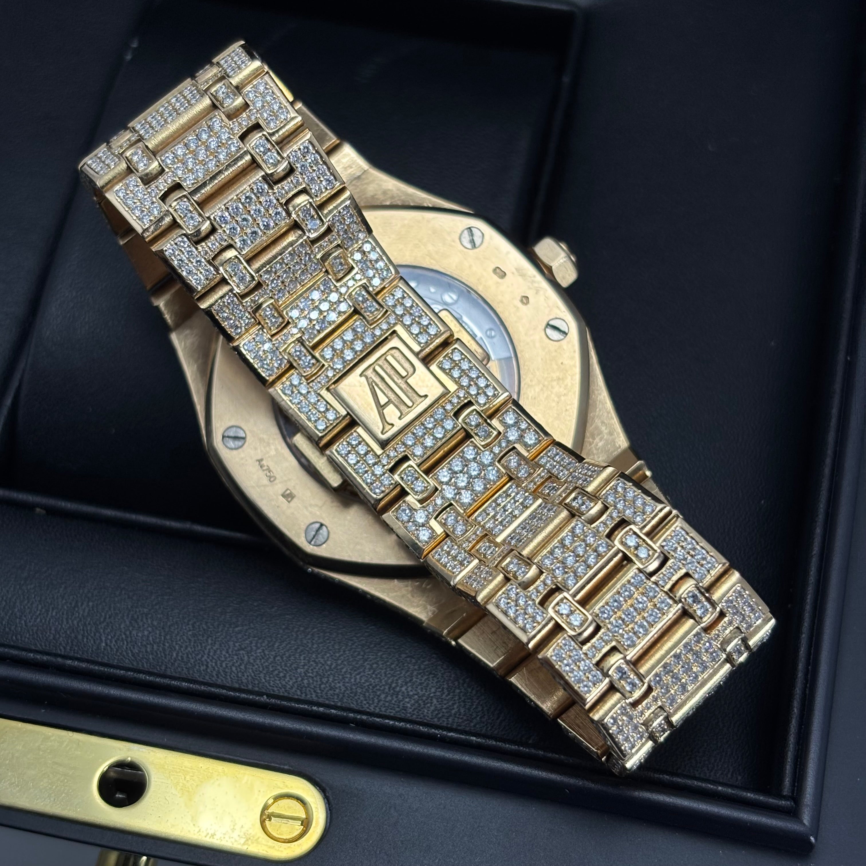 44MM Audemars Piguet Royal Oak 30CTW Natural Diamond Bustdown