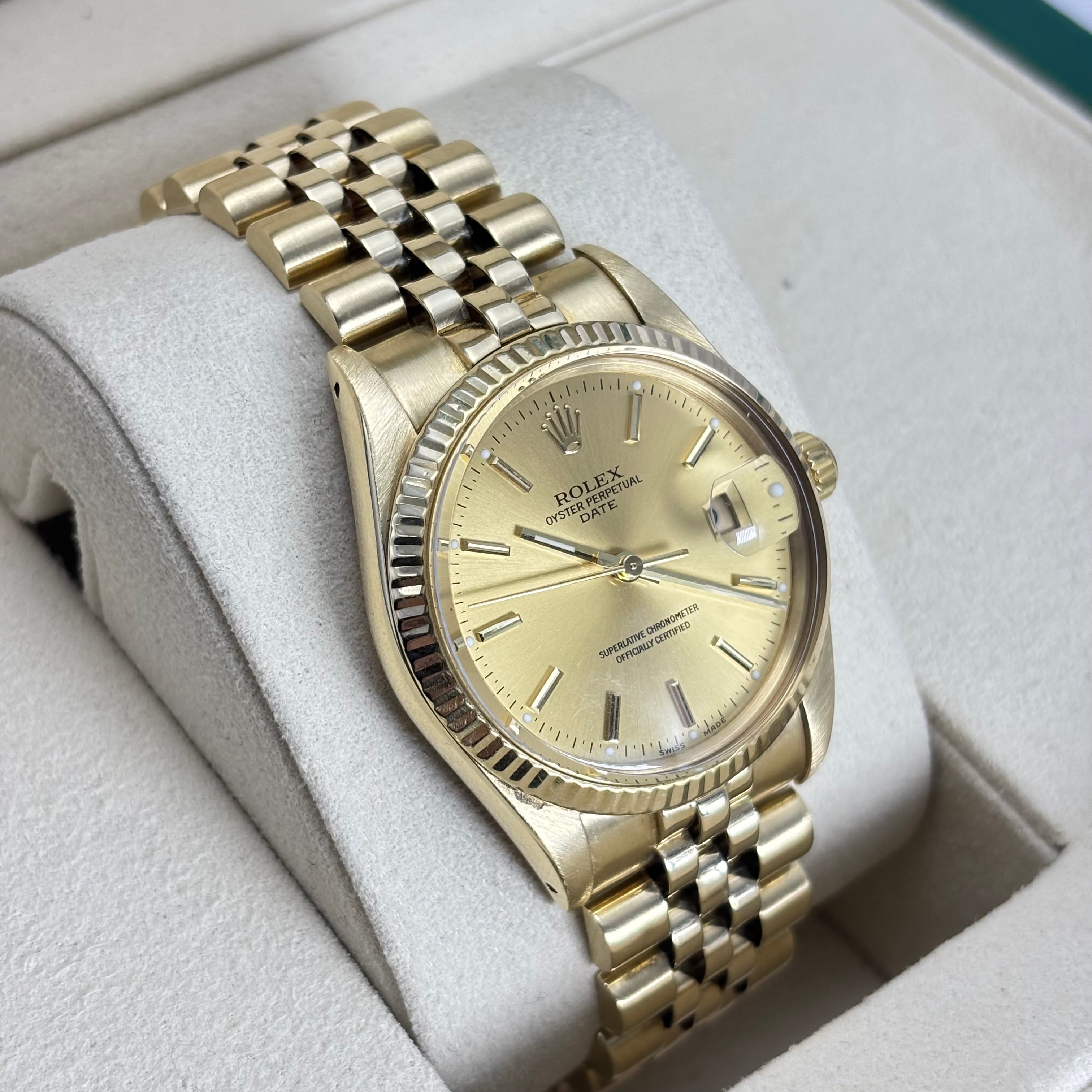 Pre-Owned 34MM Rolex Date 15013 14KT Solid Gold Jubilee Quickset