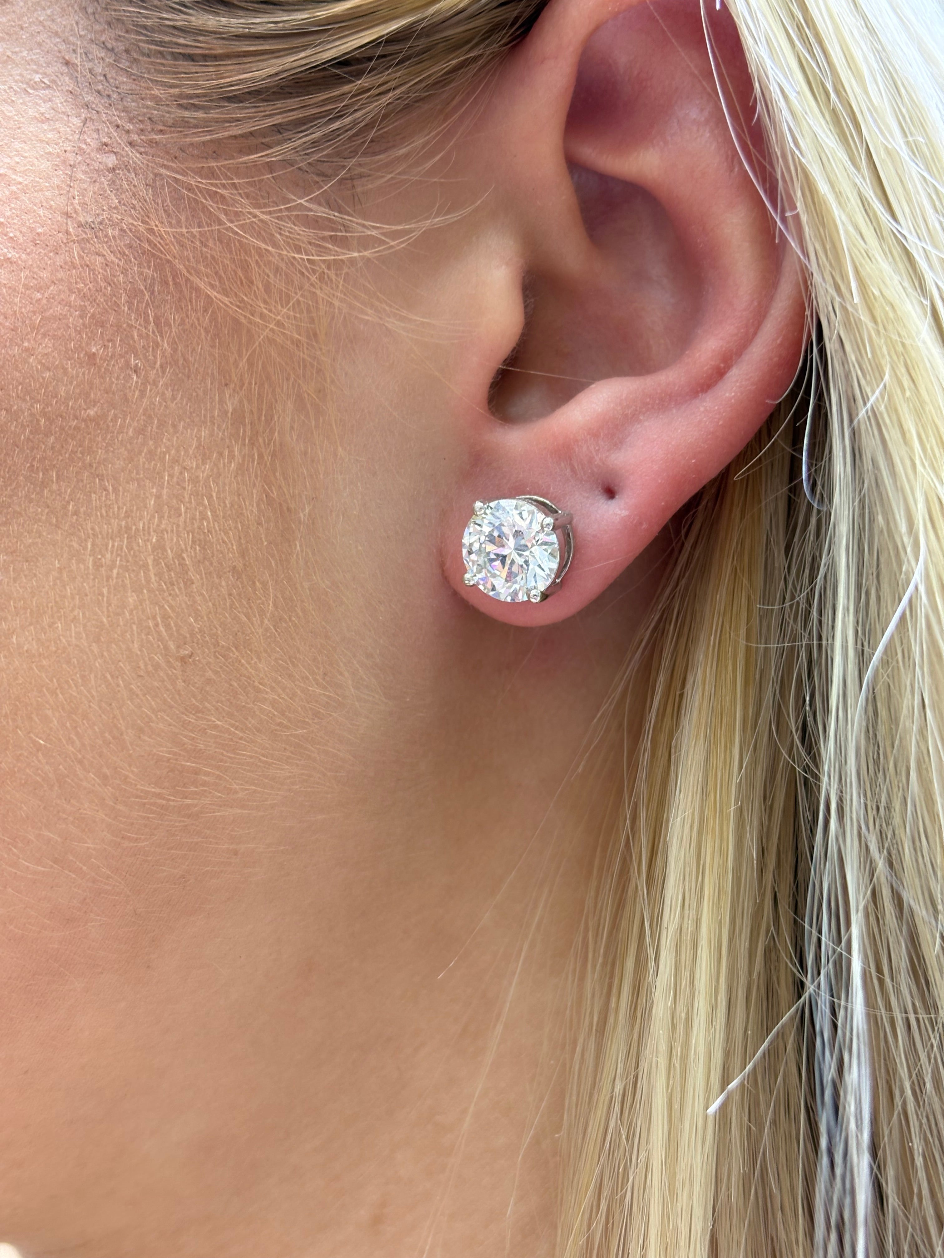 8.00CTW / 4.00CT 14K ROUND IGI CERTIFIED LAB DIAMOND EARRINGS VS1+