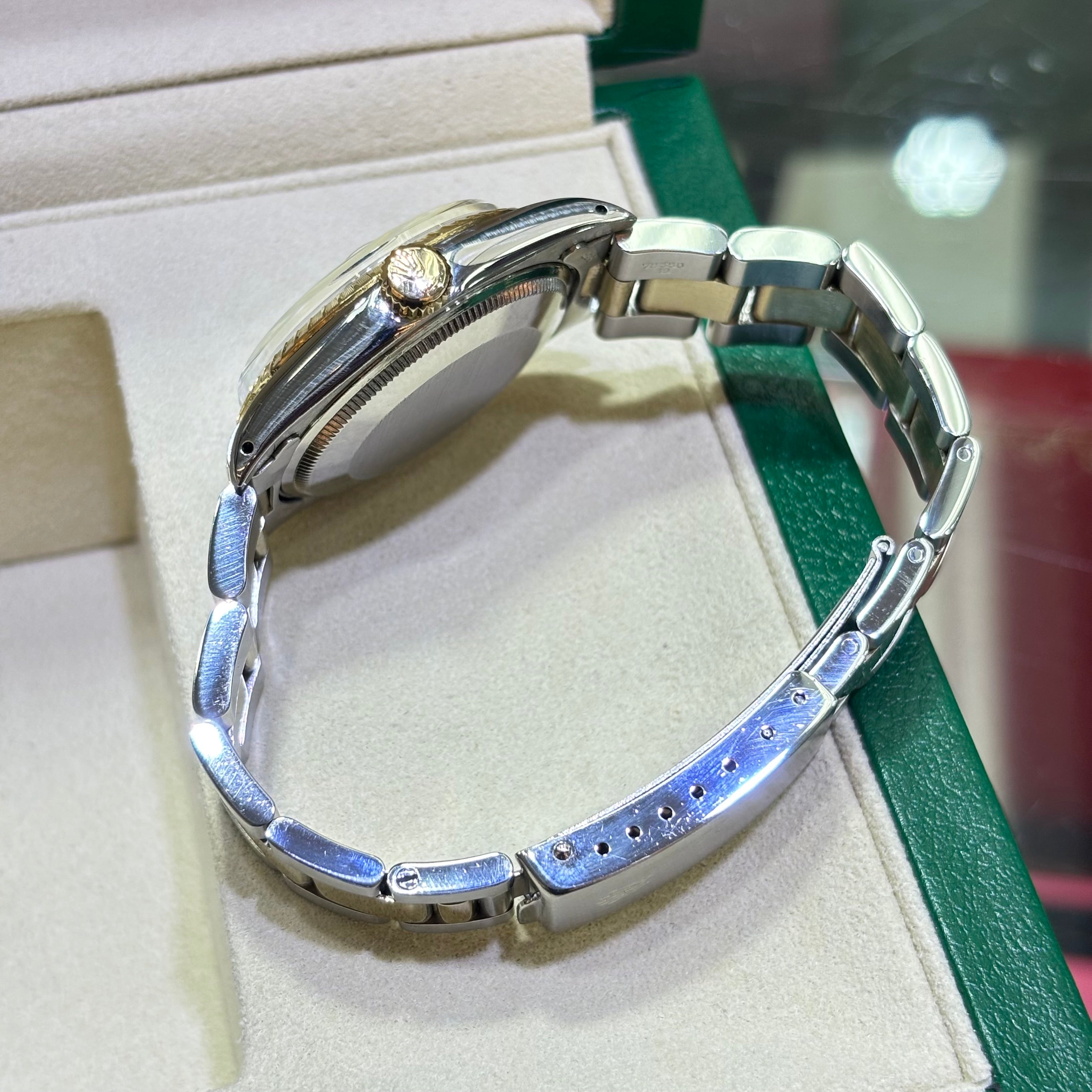 ROLEX DATE 34MM / 14KT TWO-TONE / OYSTER / AUTOMATIC