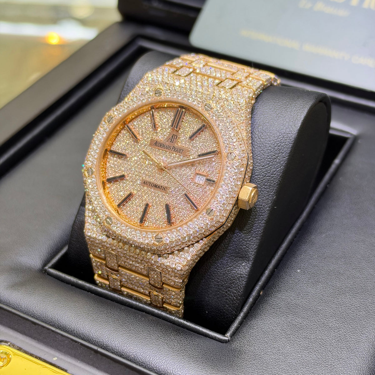 41MM AUDEMARS PIGUET ROYAL OAK 18KT ROSE GOLD VVS-1 AM* DIAMONDS. (FACTORY MOVEMEMT) 15400-OR (2015 YEAR)