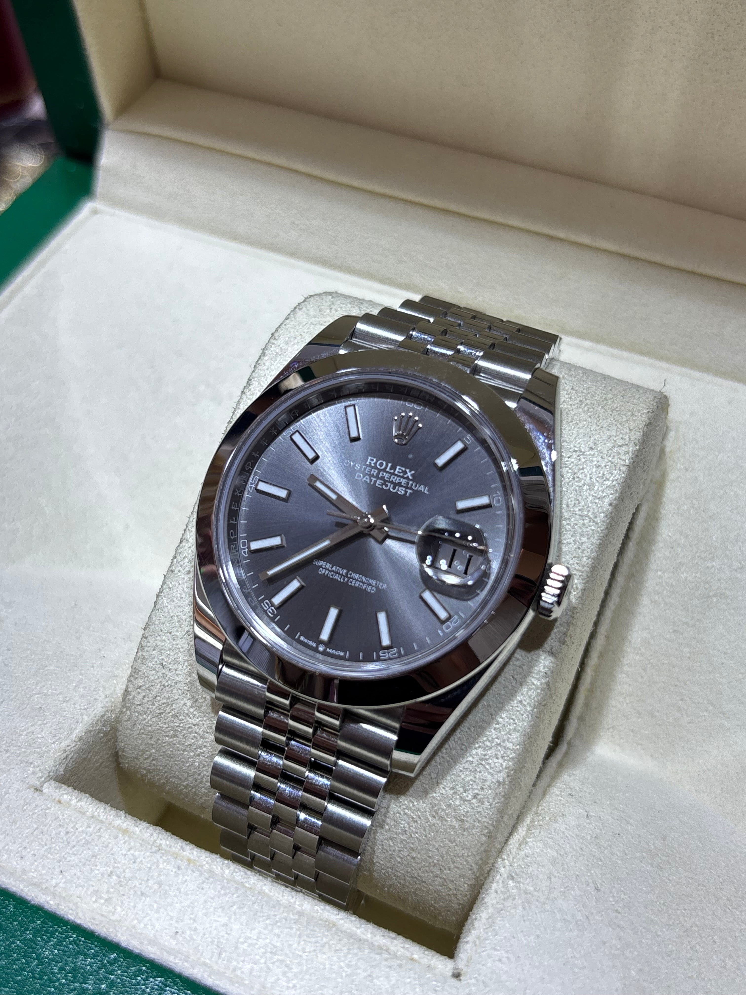 ROLEX DATEJUST 41MM | STAINLESS STEEL | JUBILEE BRACELET | GREY DIAL