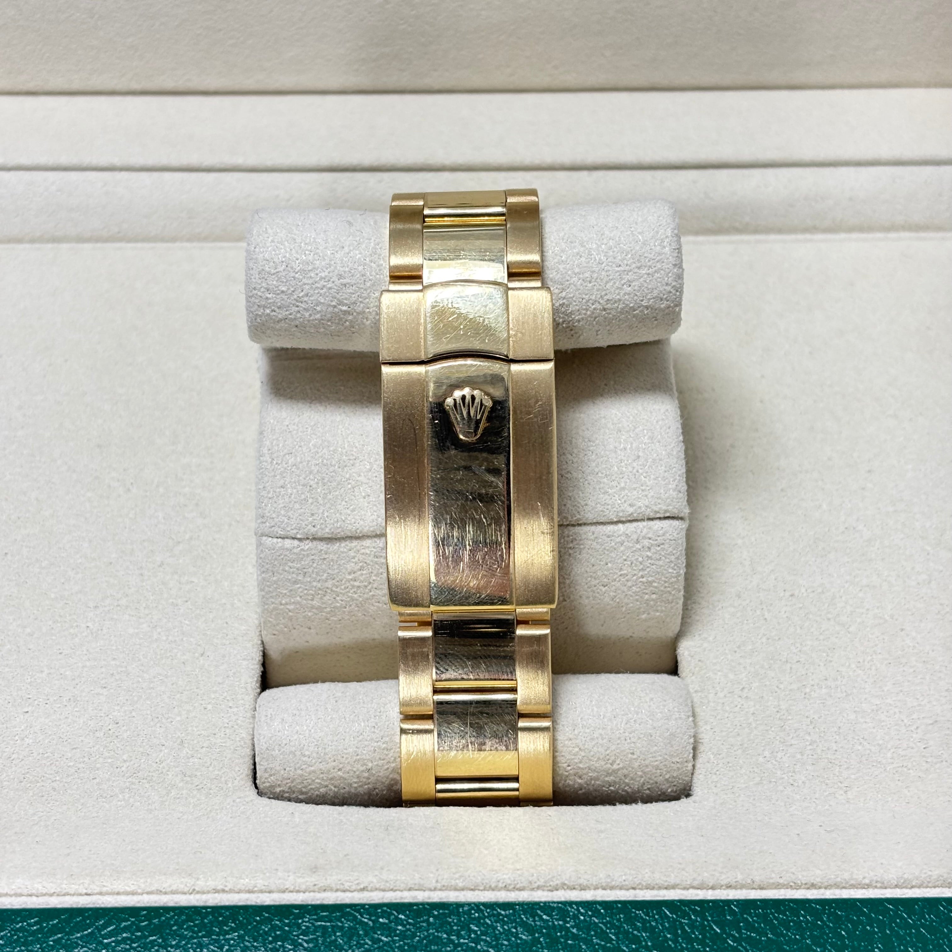42MM ROLEX SKY-DWELLER 18KT GOLD OYSTER BRACELET