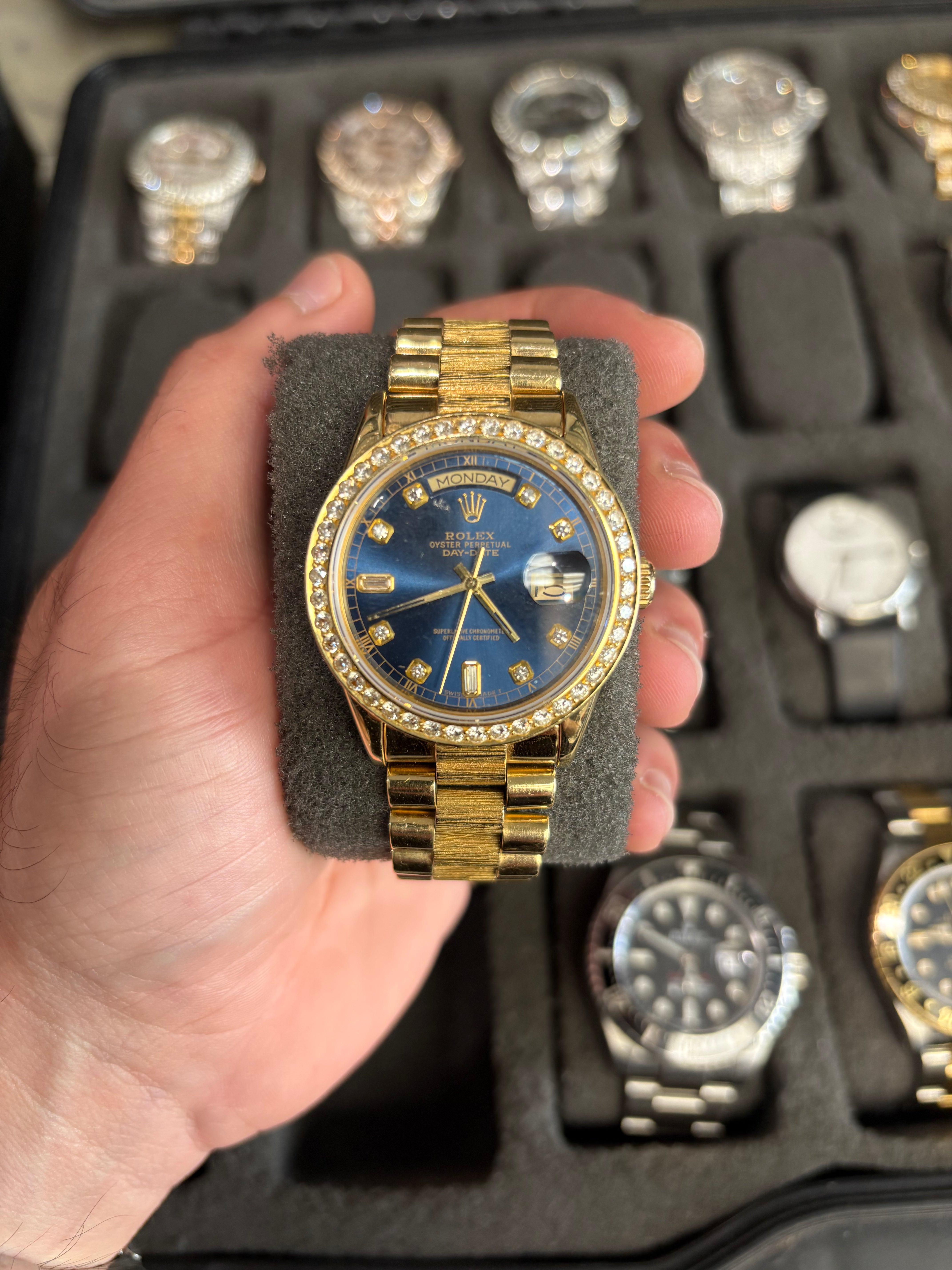 ROLEX DAY-DATE 36MM | 18KT GOLD | BARK-FINISH BRACELET | BLUE DIAMOND DIAL