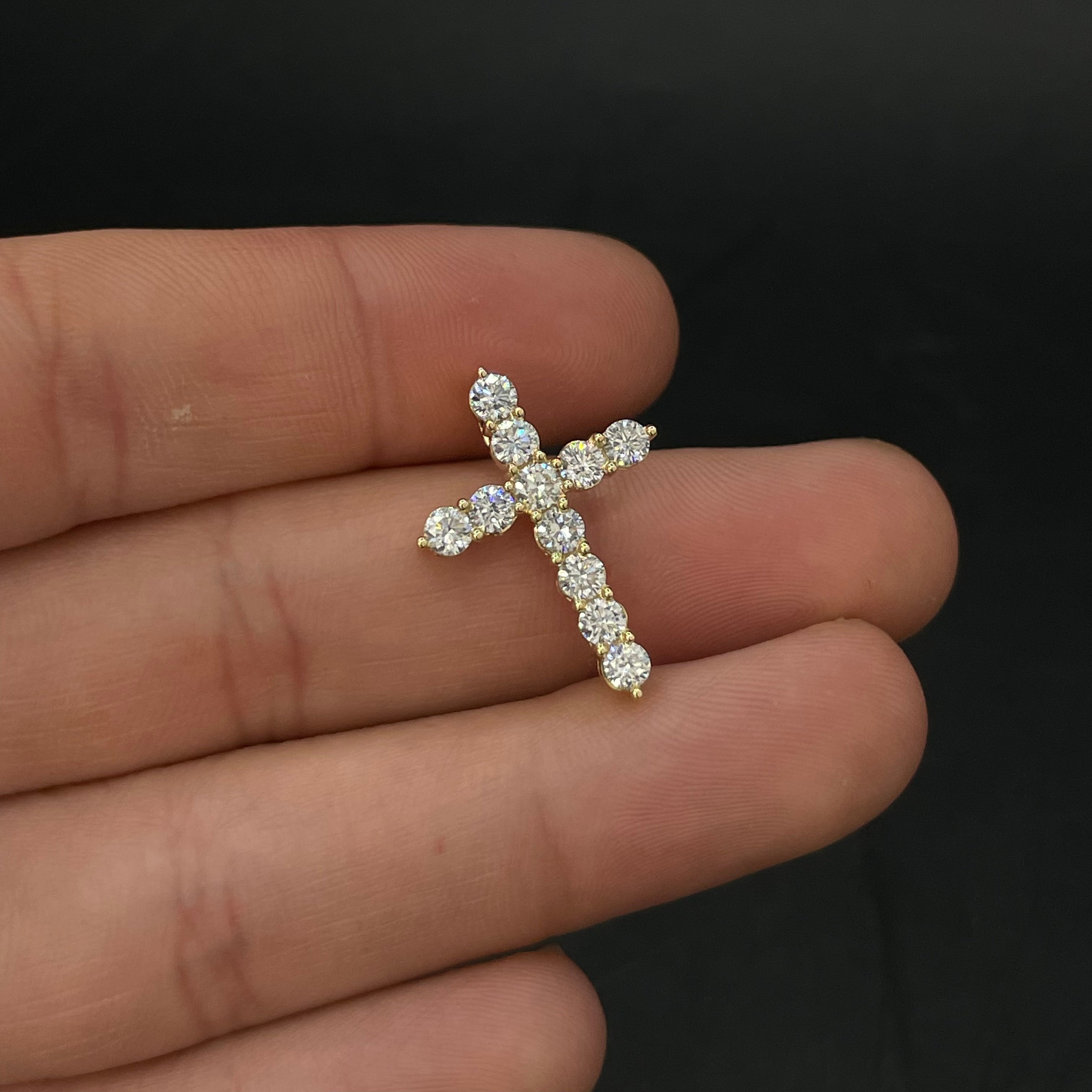 18k VS1 Bust Down Cross Pendant