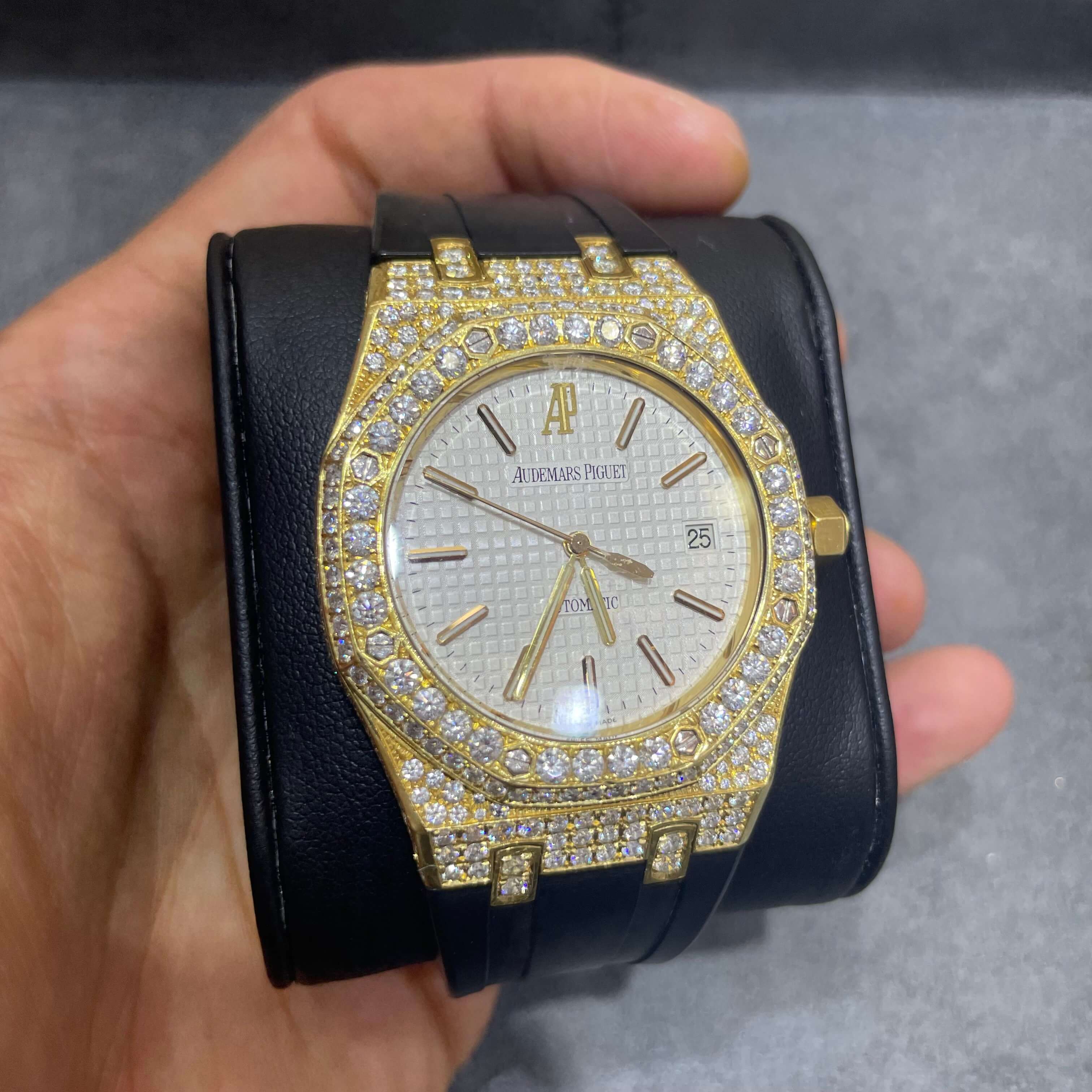 39mm Bust Down Audemar Piguet Royal Oak Yellow Gold