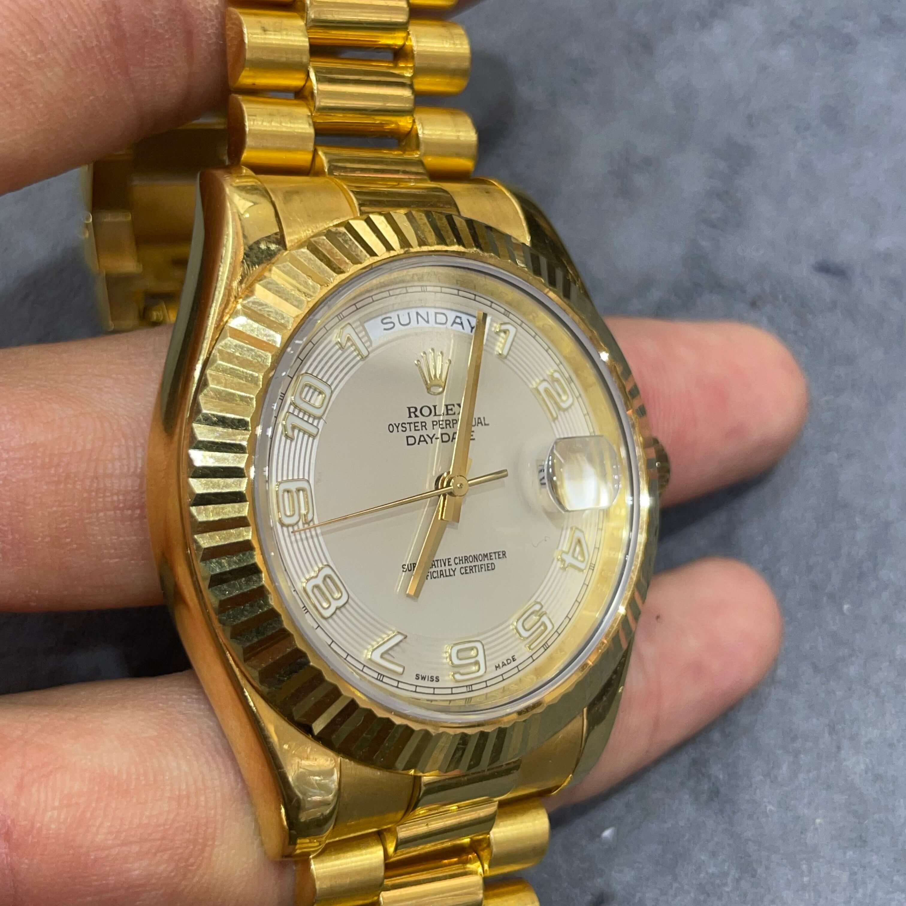 42mm Rolex 18k Day-Date