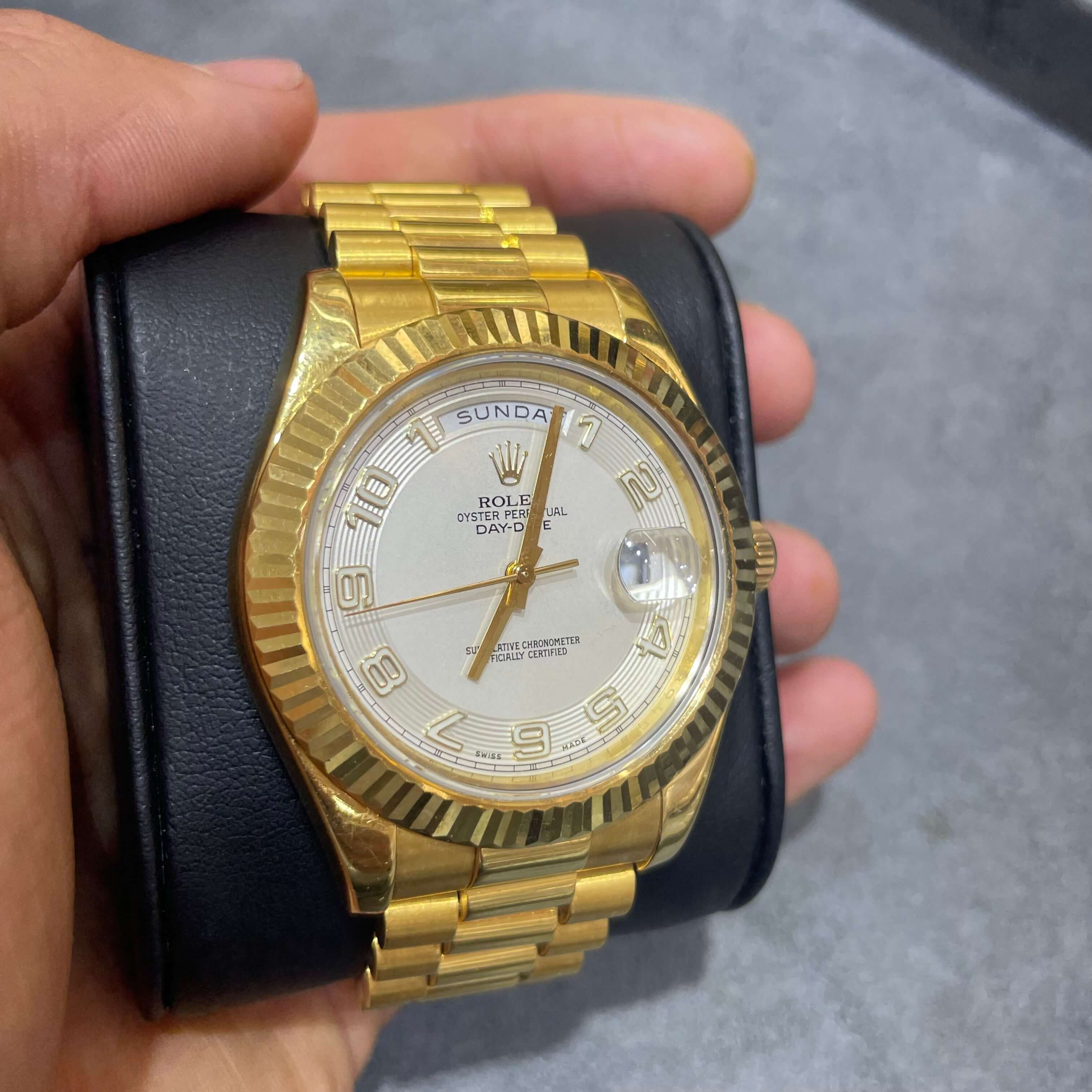 42mm Rolex 18k Day-Date