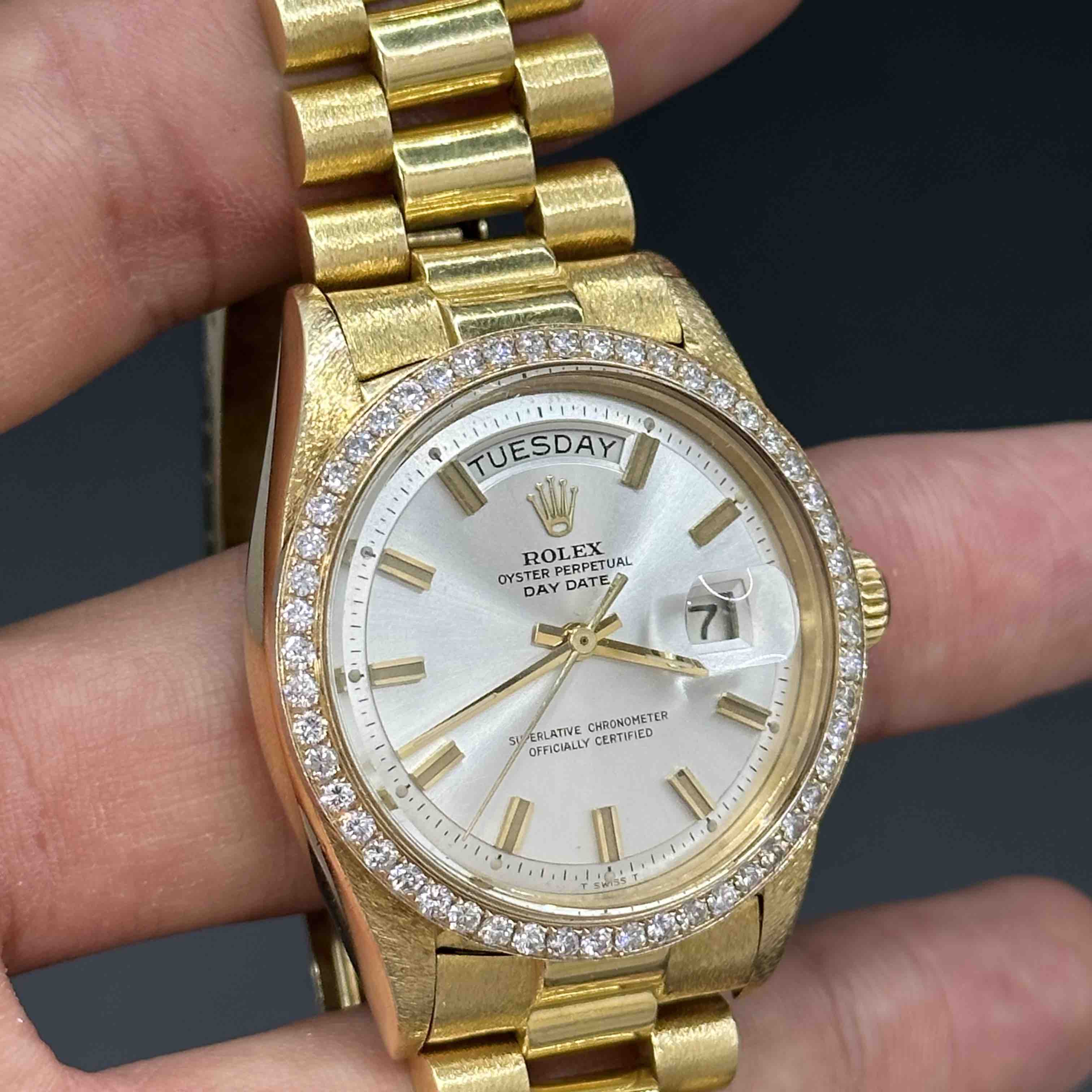 36mm Iced Out Rolex Presidential 1807 Diamond Bezel Vs1 natural