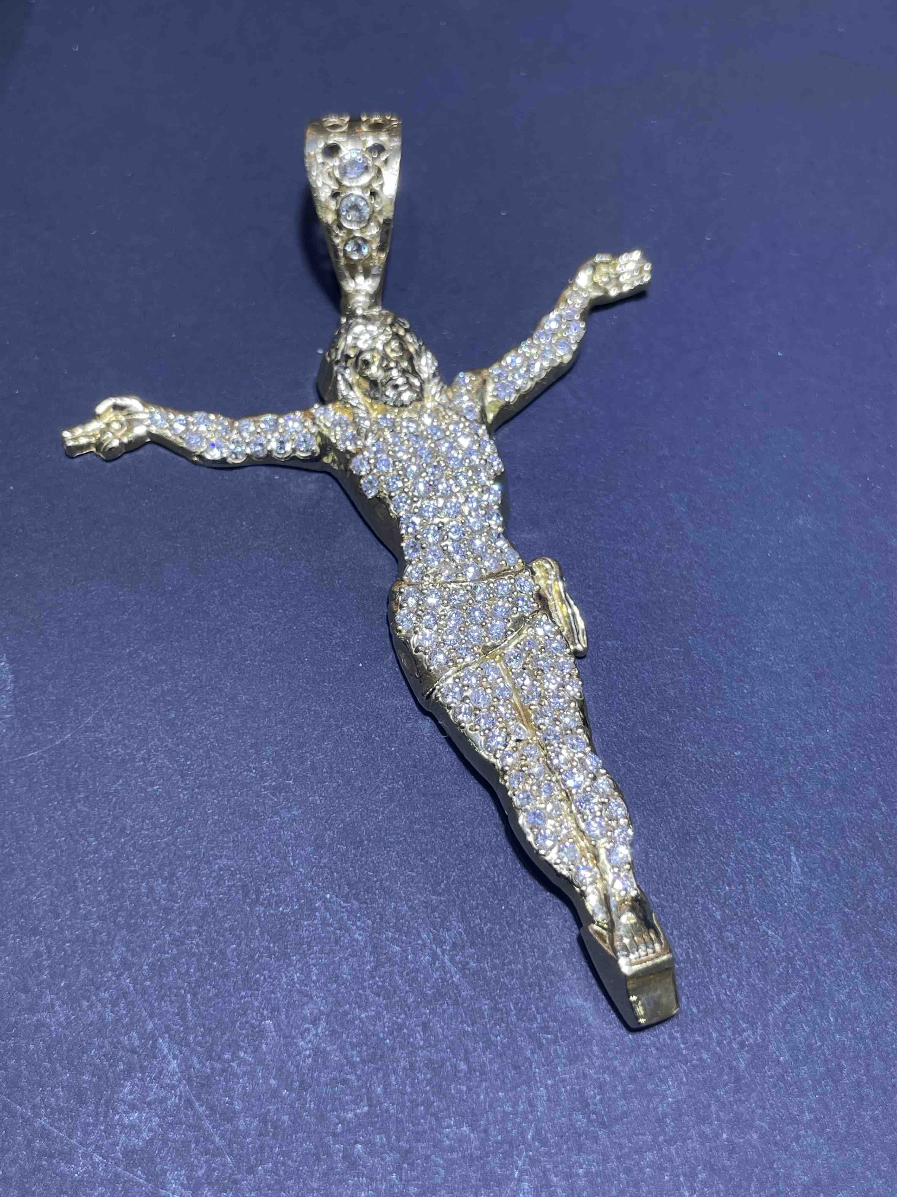 Iced Out Crucifix Jesus pendant
