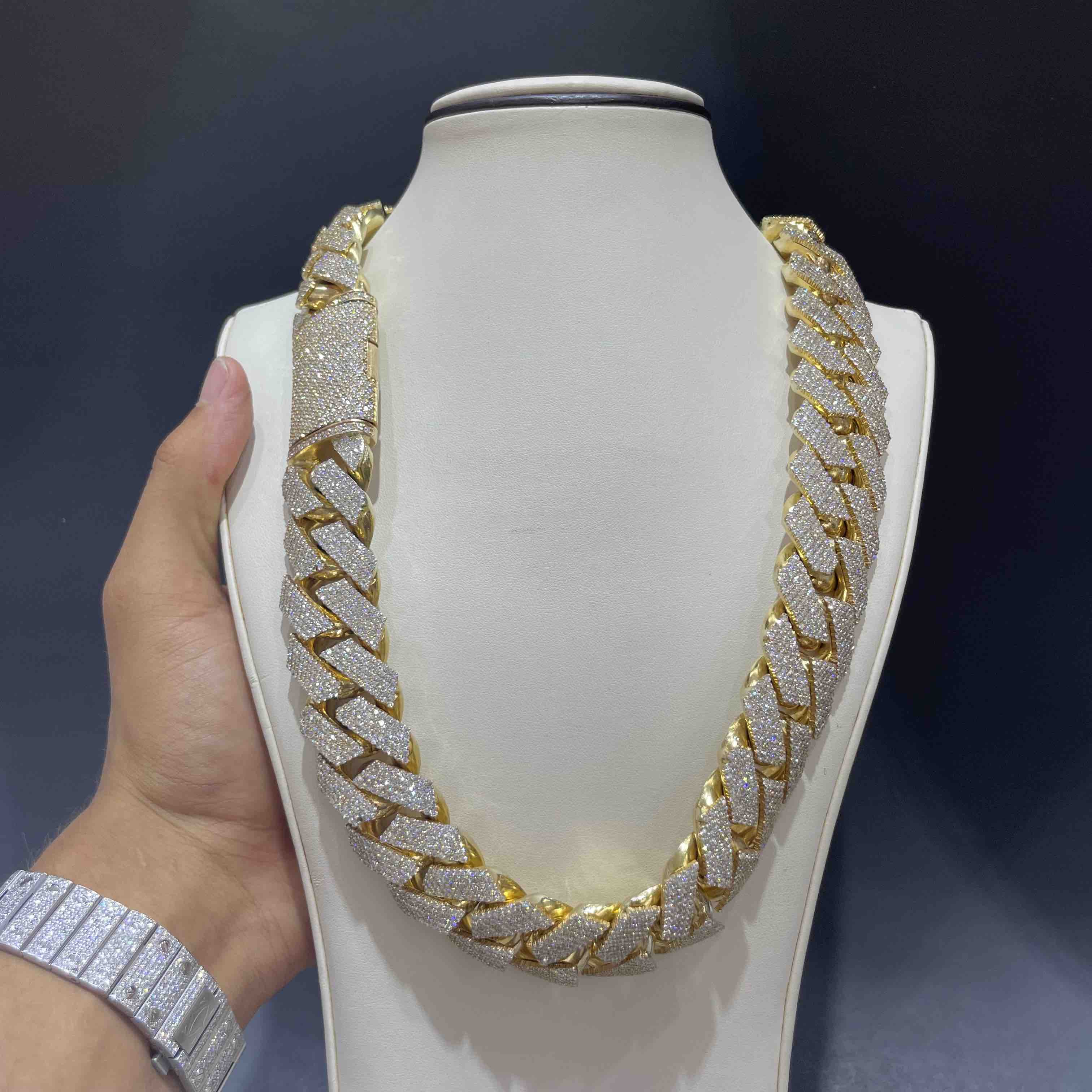 Gold Cuban top Link