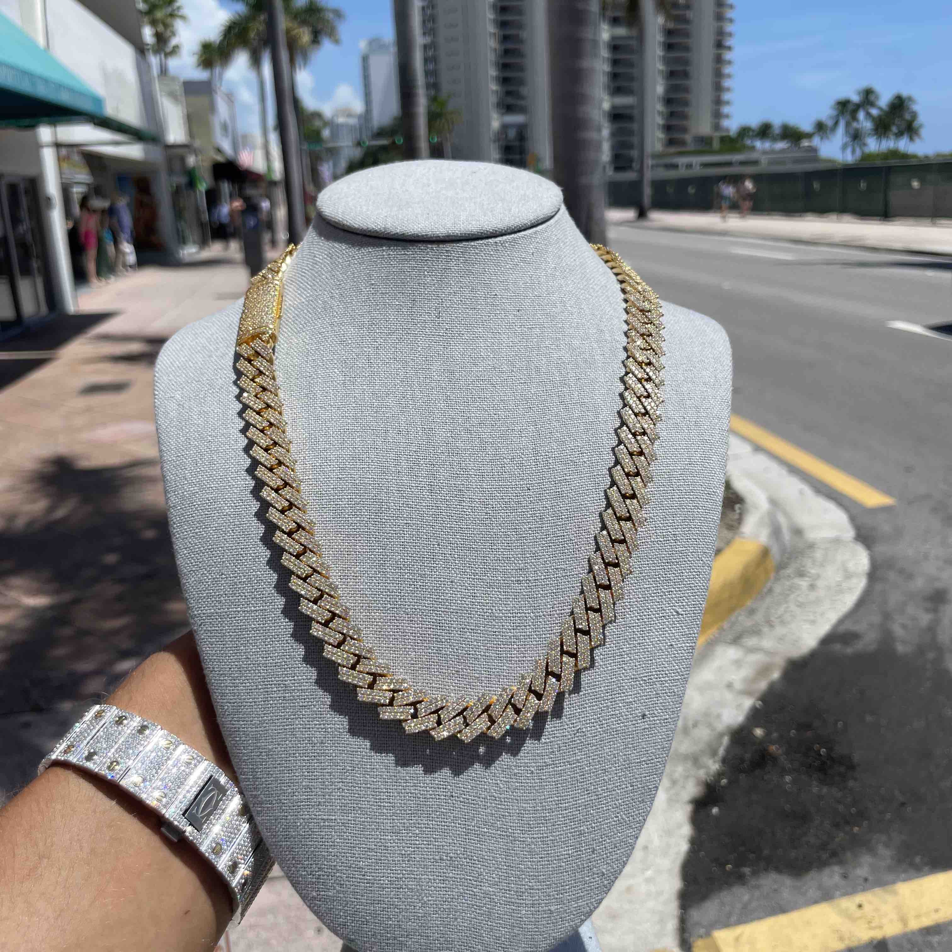 Bust down sale gold chain