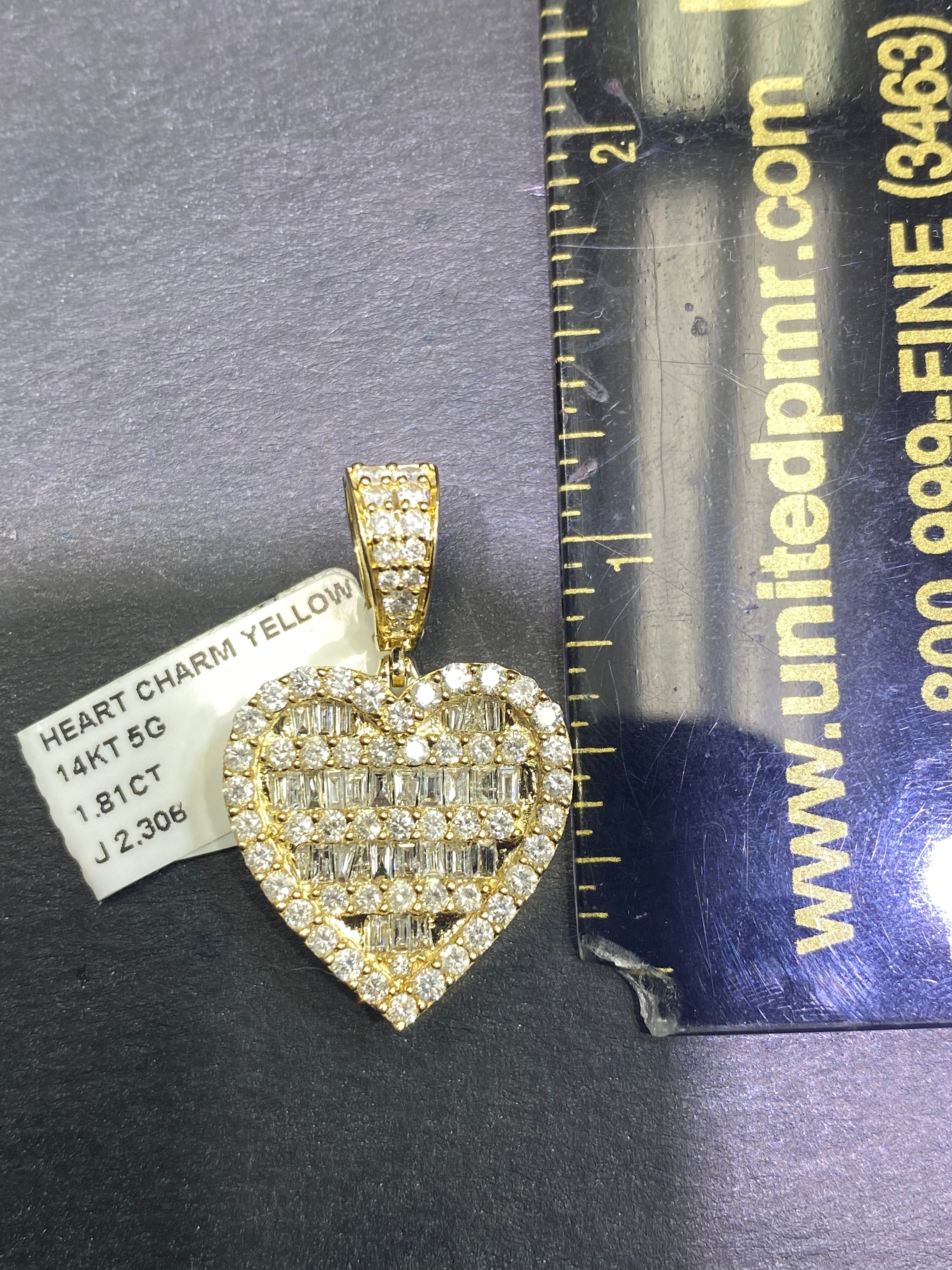 new 14k heart pendant,baguettes vs1 natural diamonds 1.8 cts.t.w
