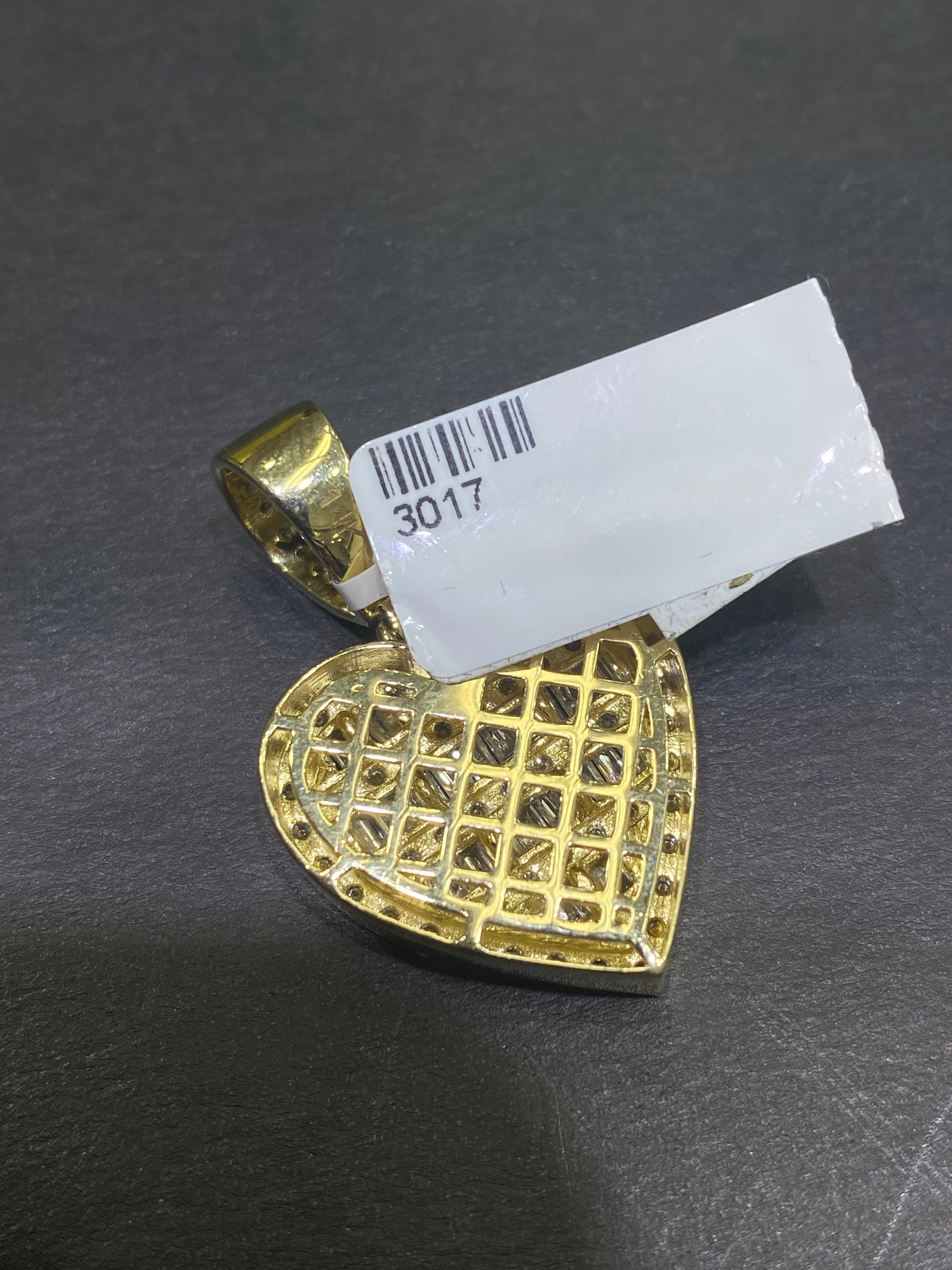 new 14k heart pendant,baguettes vs1 natural diamonds 1.8 cts.t.w